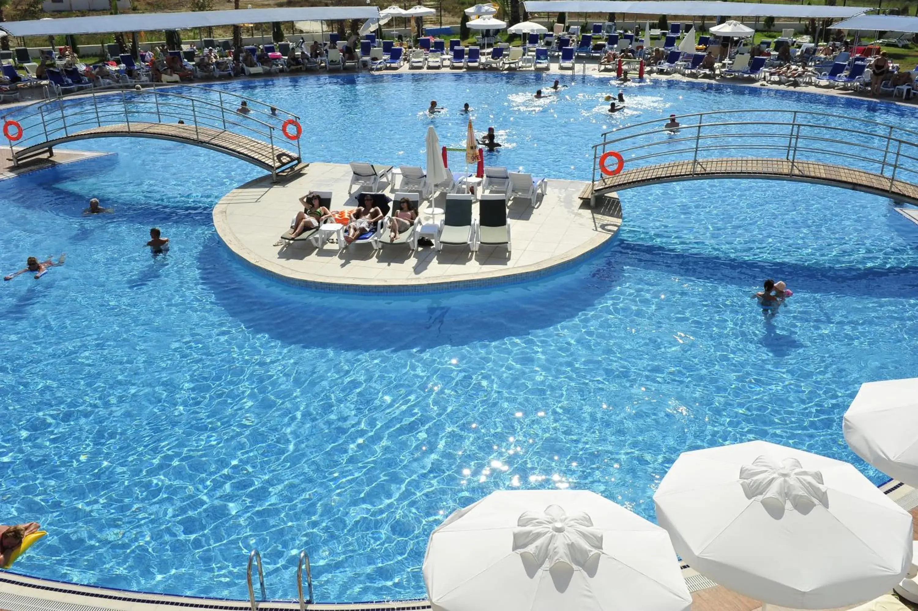 Swimming pool in Cenger Beach Resort Spa - All Inclusive Swimming pool in Cenger Beach Resort Spa - All Inclusive