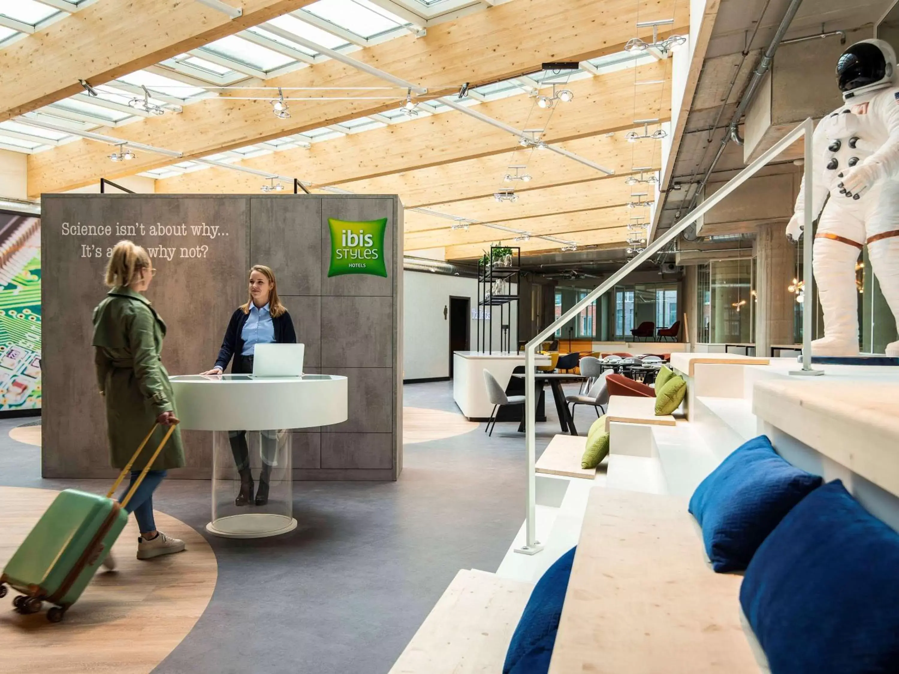 Property building in ibis Styles Delft City Centre