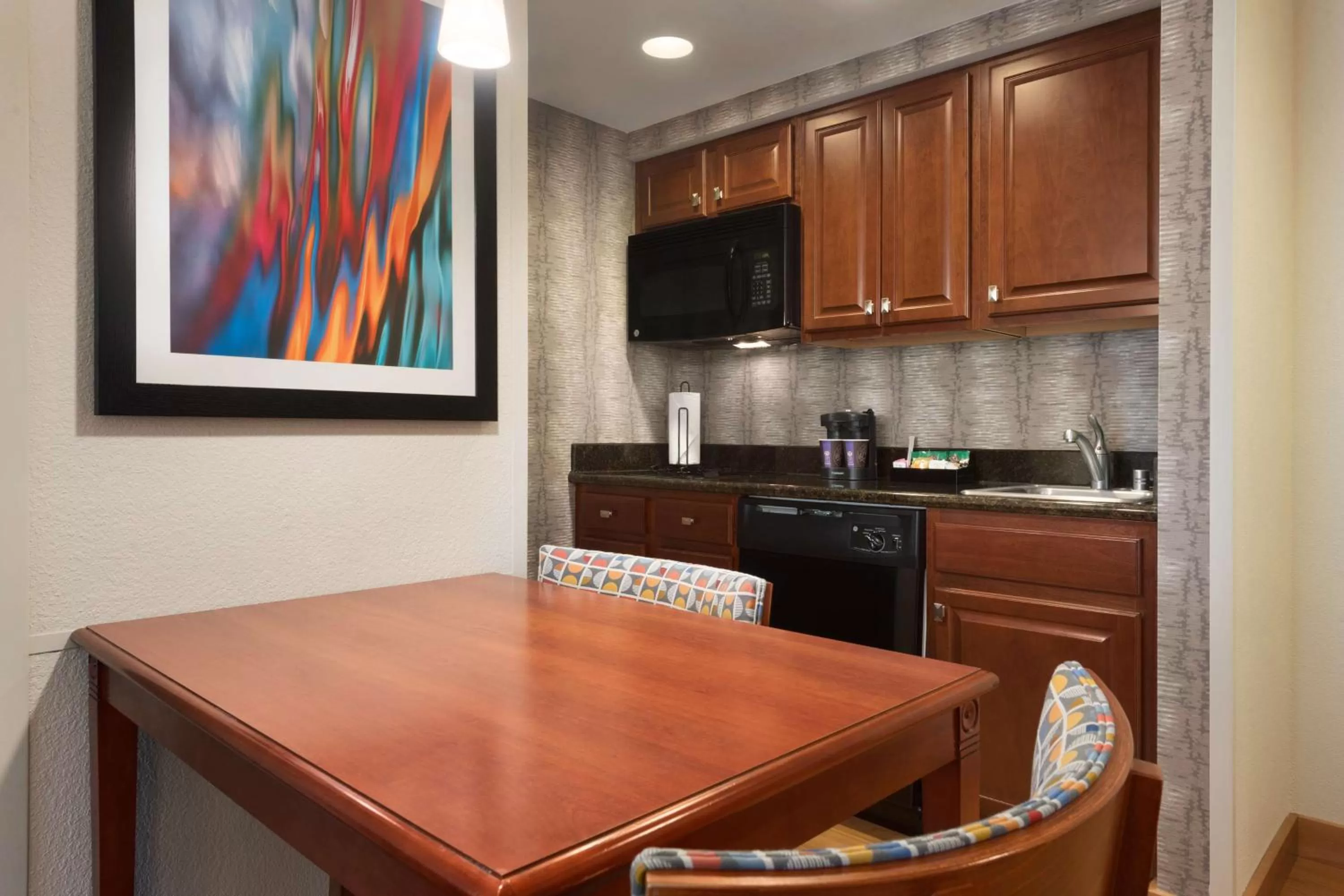 Kitchen or kitchenette in Homewood Suites by Hilton Madison West