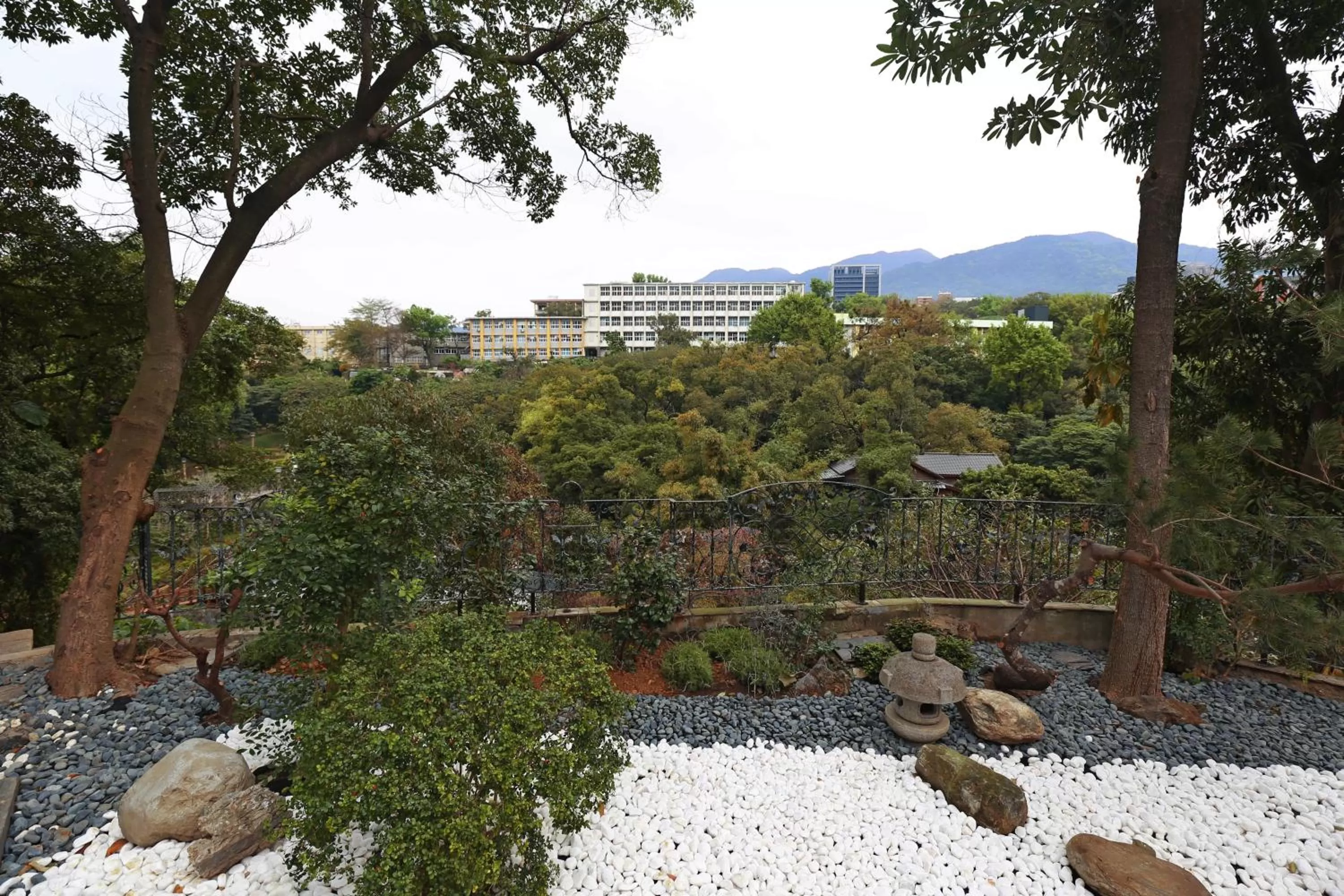 Garden in Water House