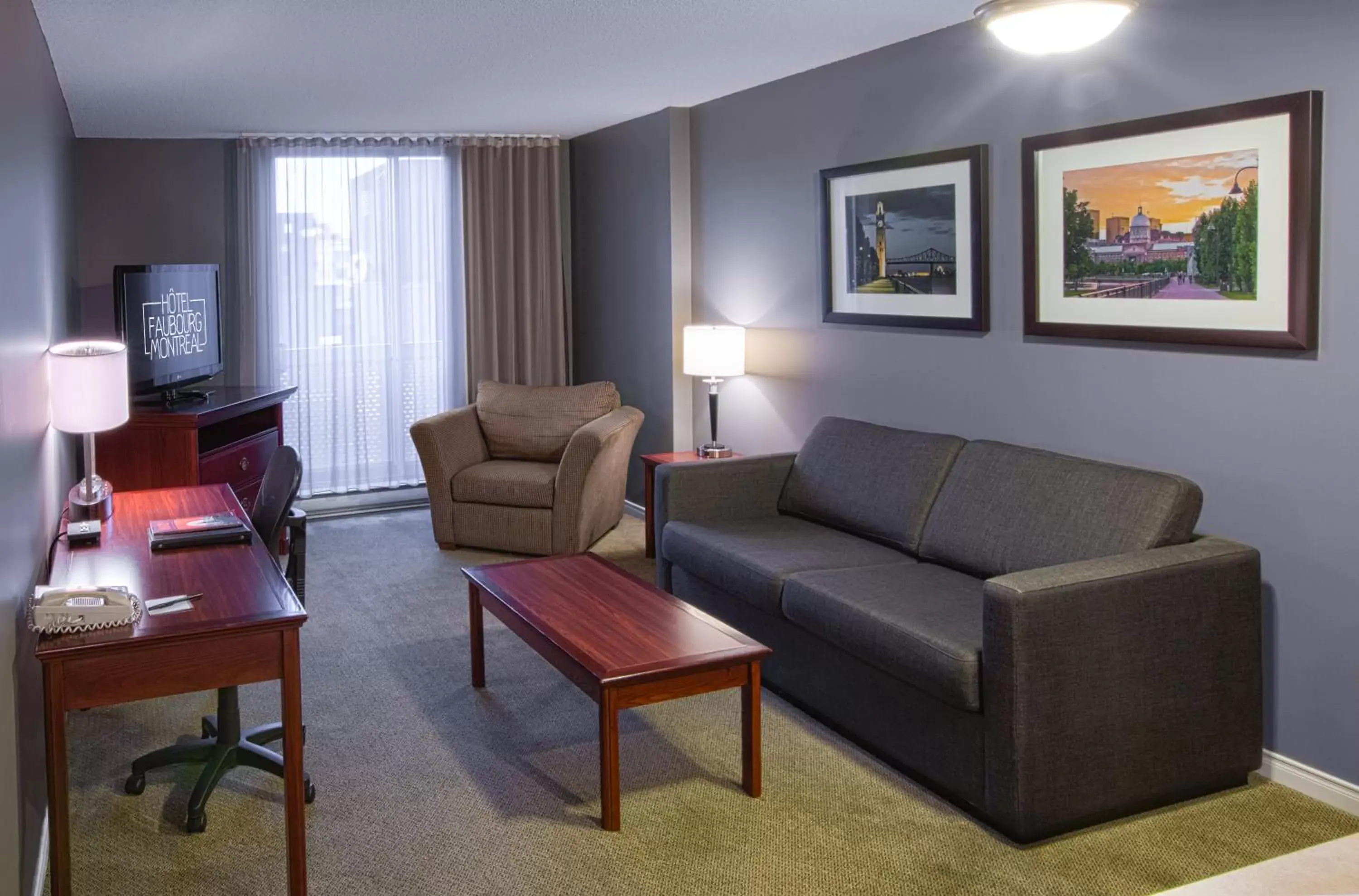 Living room, Seating Area in Hotel Faubourg Montreal Centre-Ville Downtown