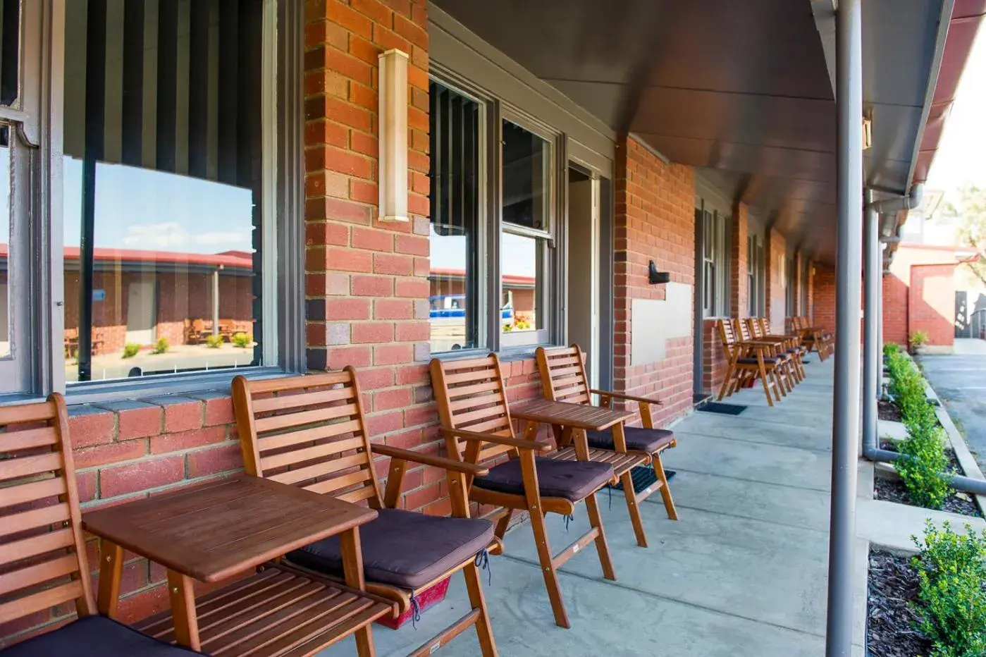 Seating area in Cherry Blossom Motor Inn