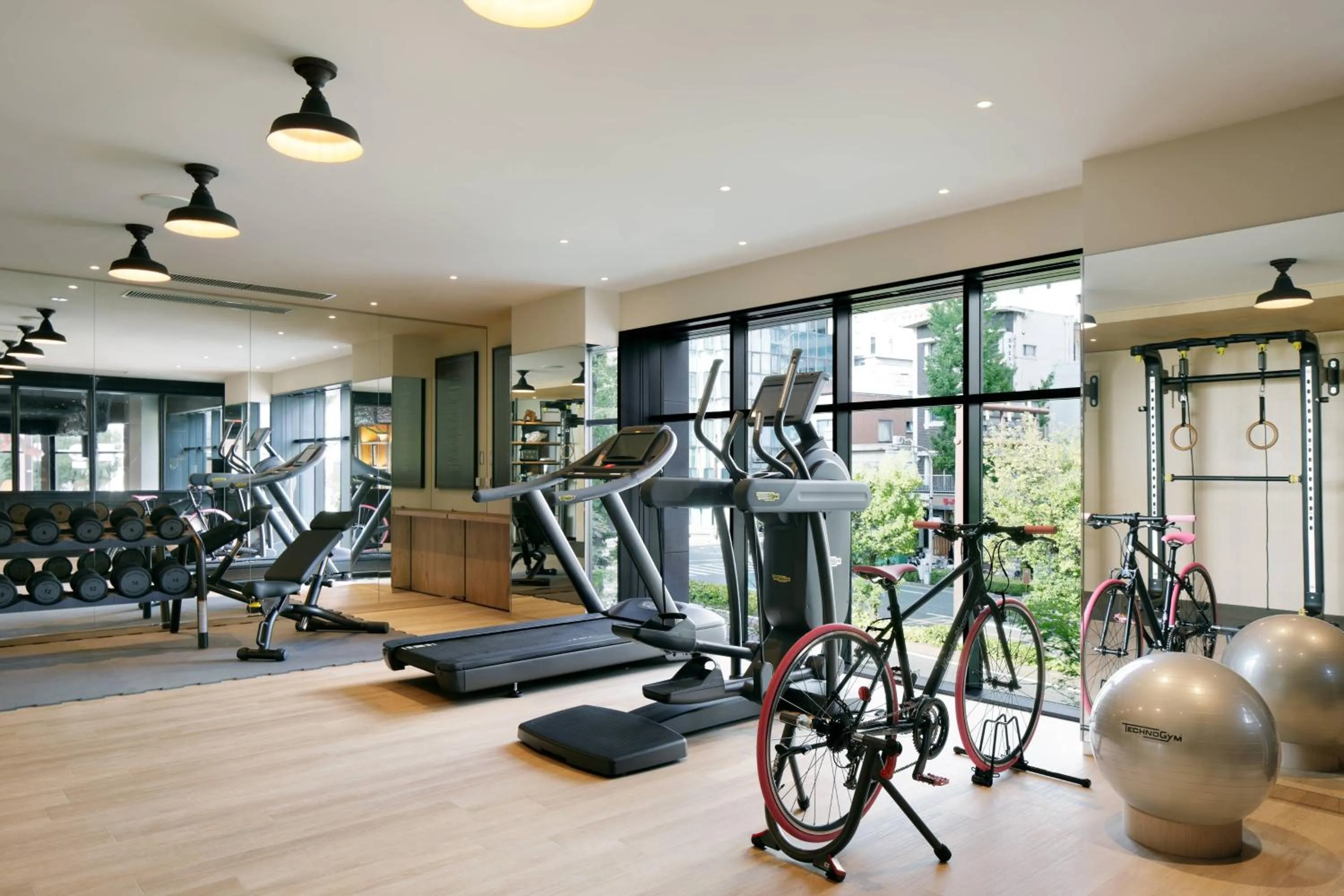 Fitness centre/facilities in Moxy Osaka Umeda