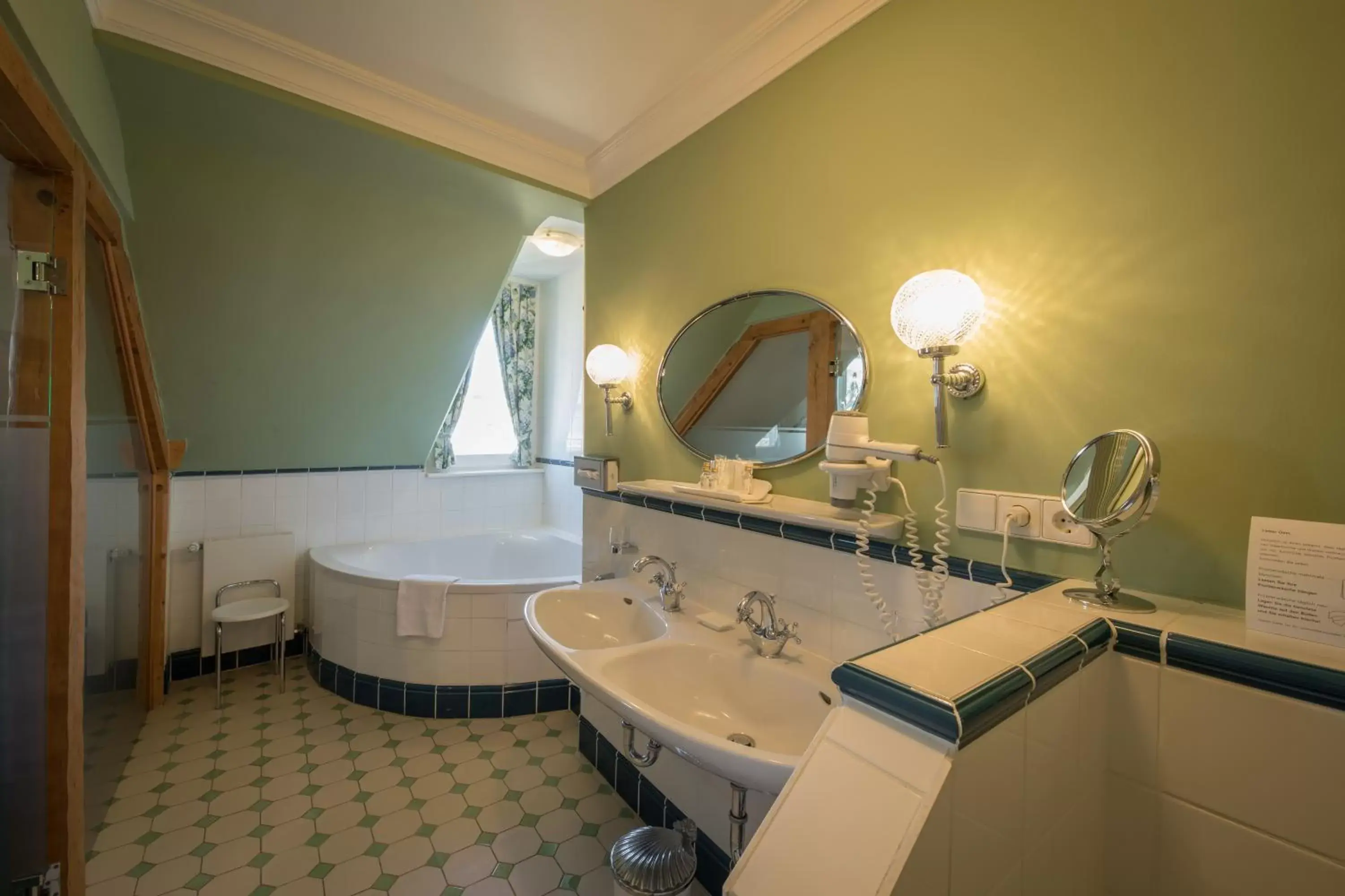 Bathroom in Hotel Der Kleine Prinz