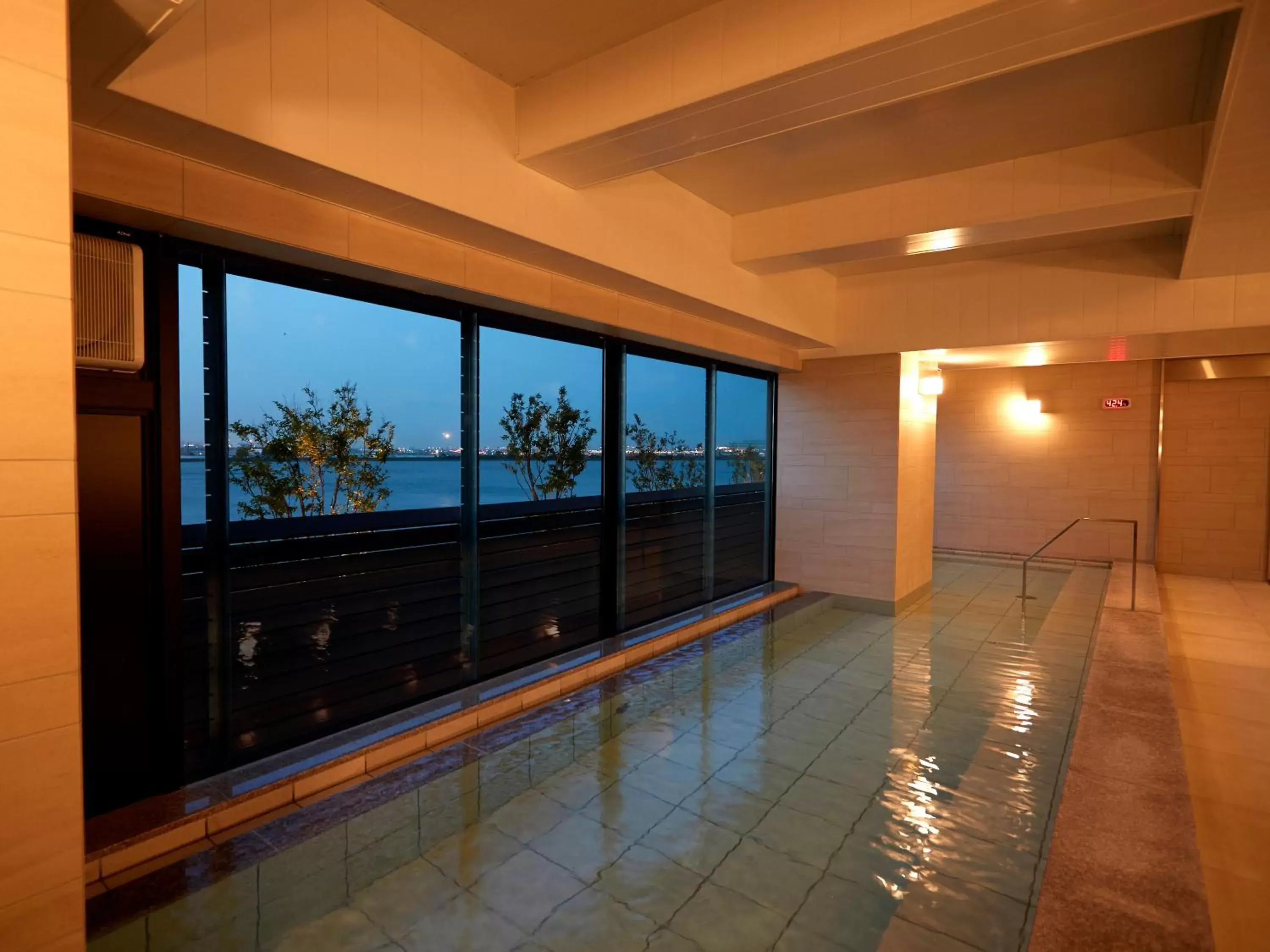 Public Bath in Kawasaki King Skyfront Tokyu REI Hotel