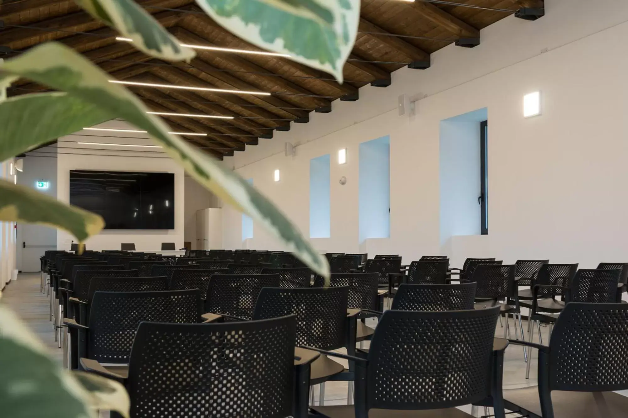 Business facilities, Restaurant/Places to Eat in Hotel Cascina Fossata & Residence