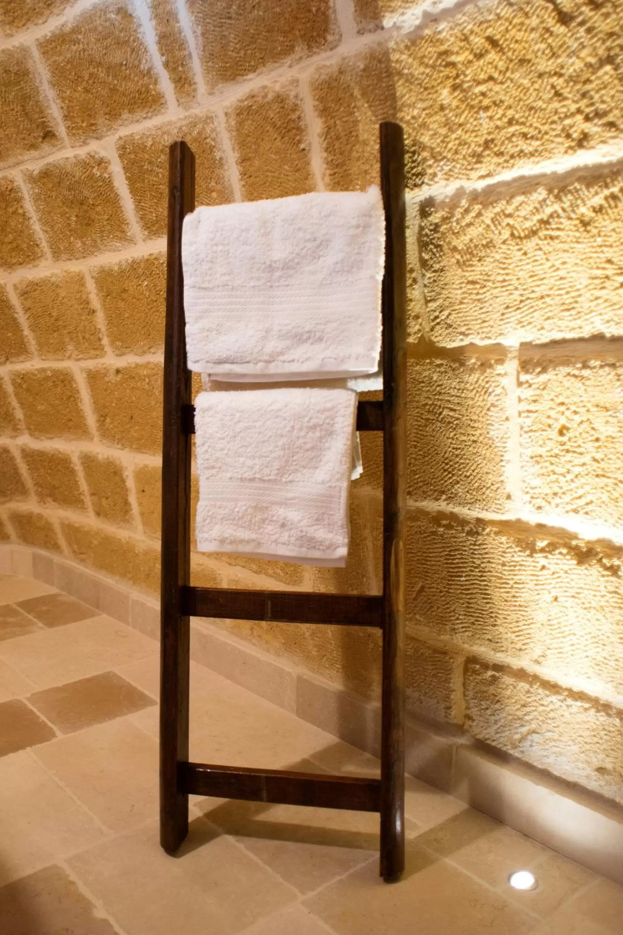 Bathroom, Bunk Bed in Grandi Trulli Bed & Breakfast