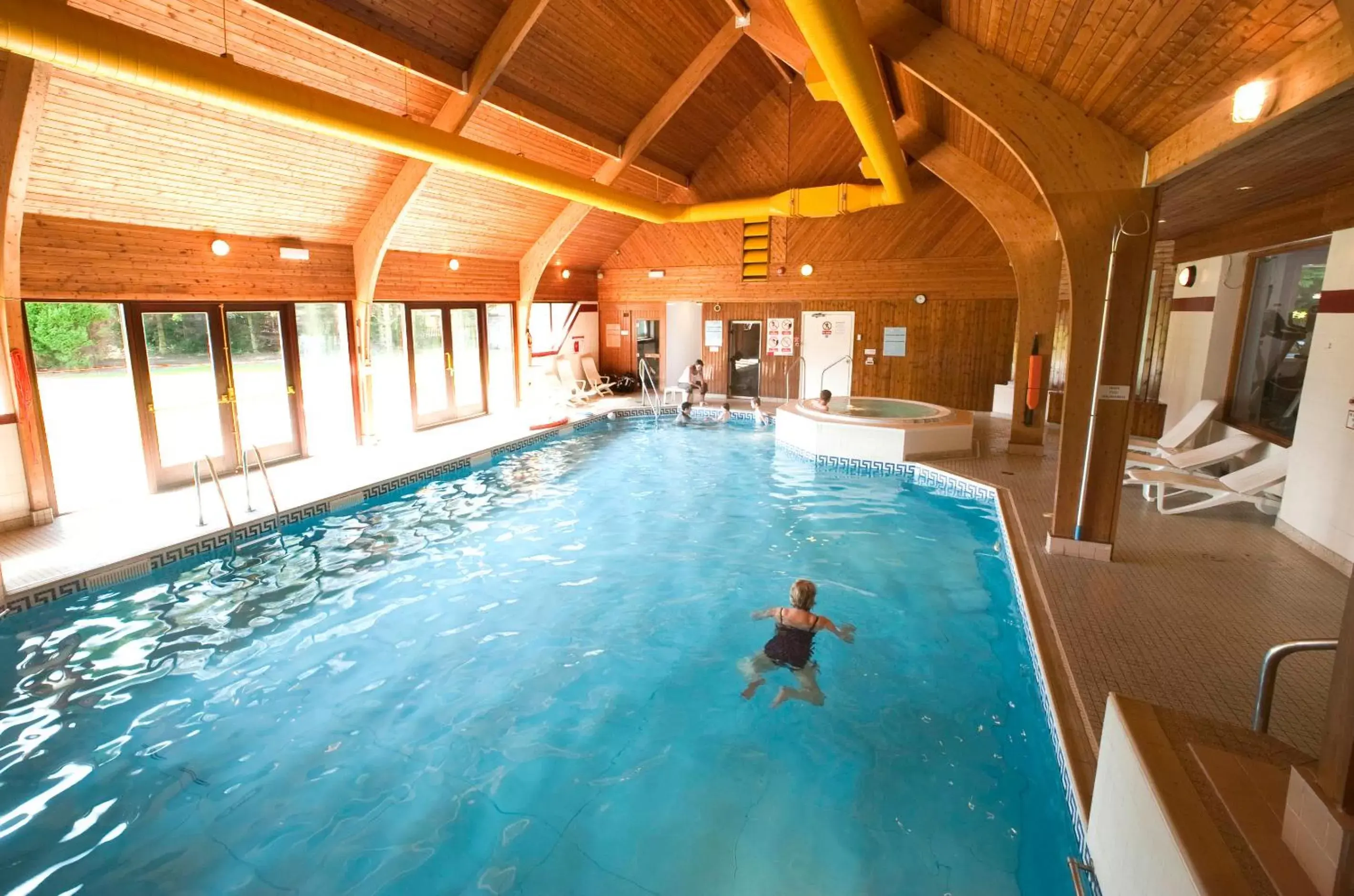 Swimming Pool in Kingsmills Hotel