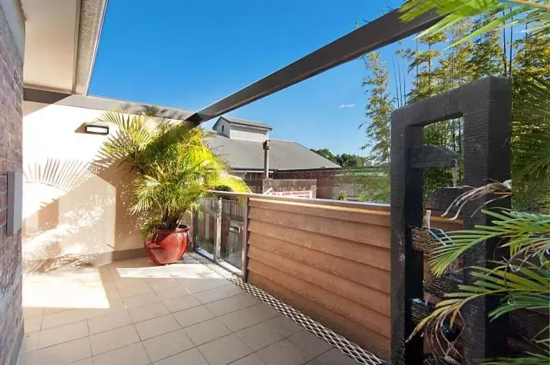 Balcony/Terrace in Byron Butter Factory Apartments