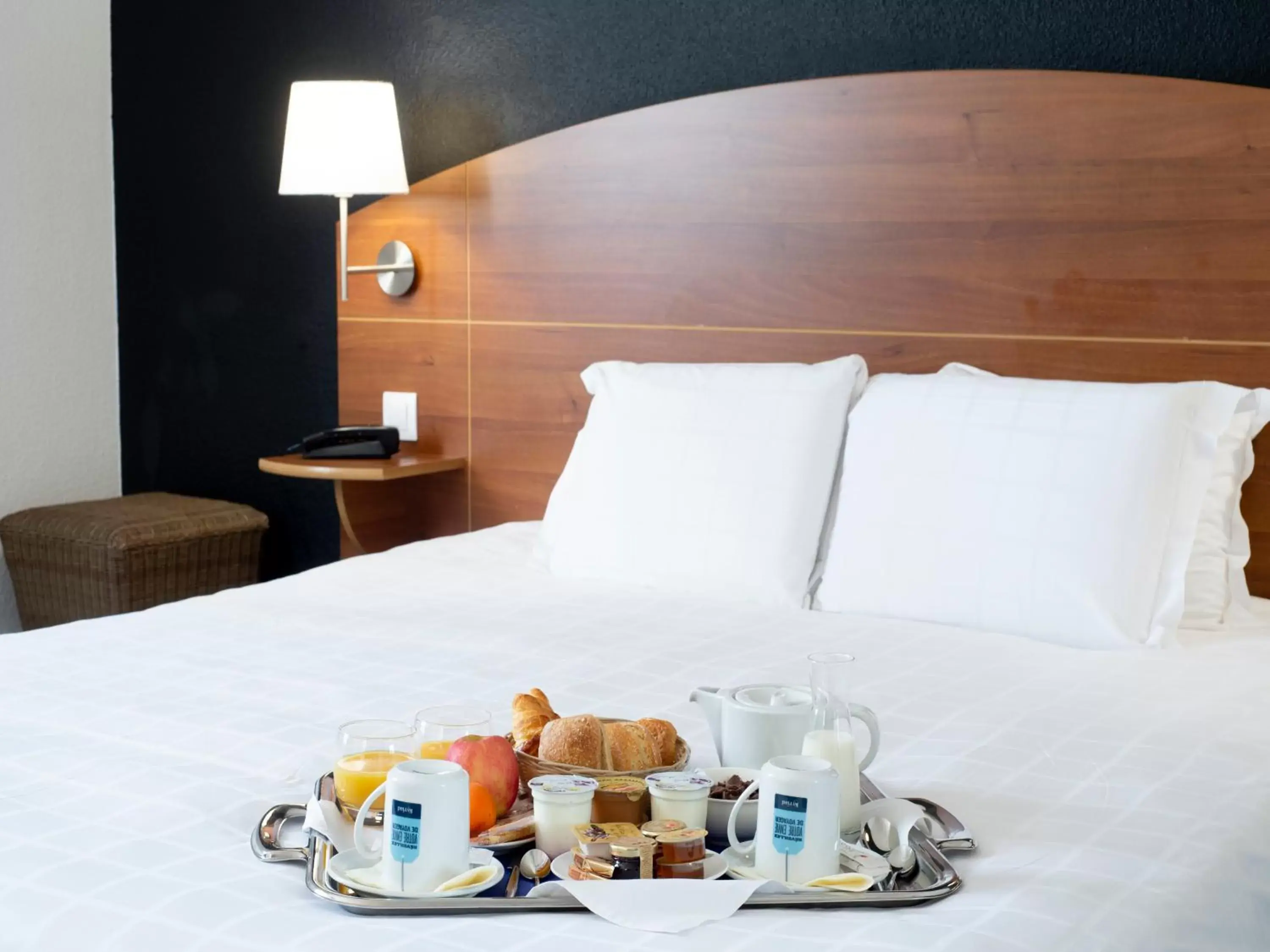 Double Room in Kyriad Hotel Clermont Ferrand Centre Double Room in Kyriad Hotel Clermont Ferrand Centre