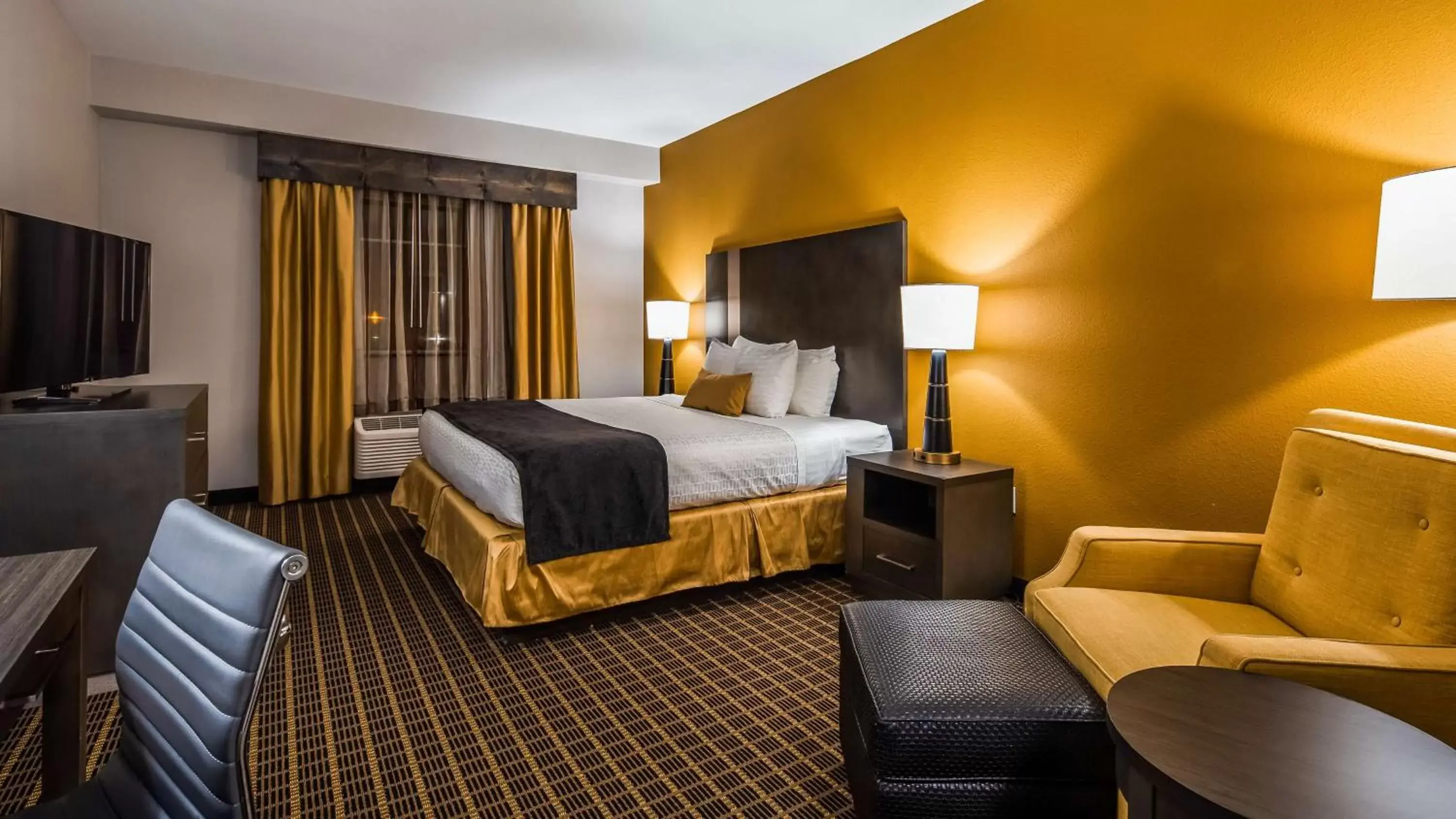 Photo of the whole room in Best Western Plus Lampasas Inn & Suites Photo of the whole room in Best Western Plus Lampasas Inn & Suites