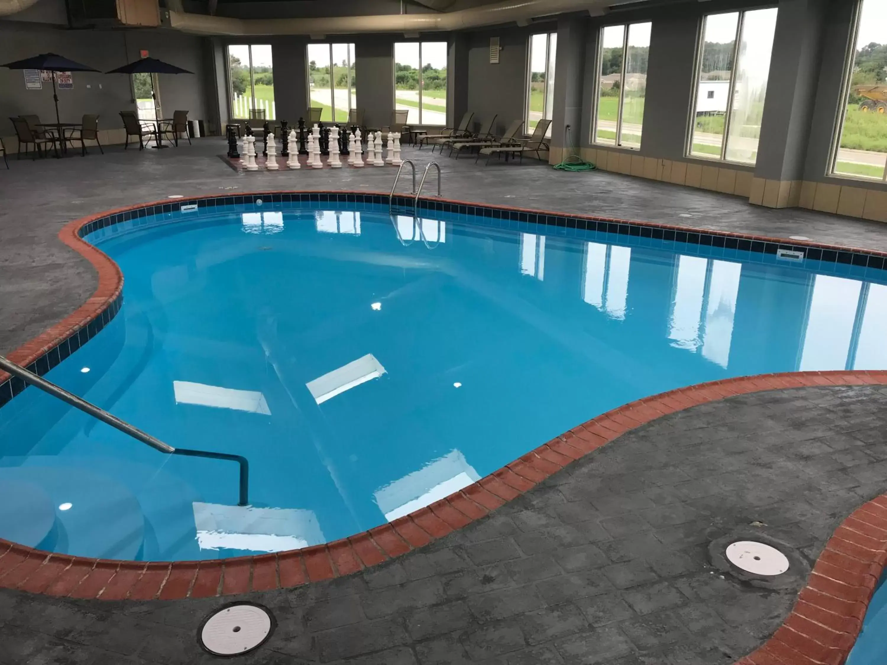 Swimming pool in Quality Inn and Conference Center Richmond