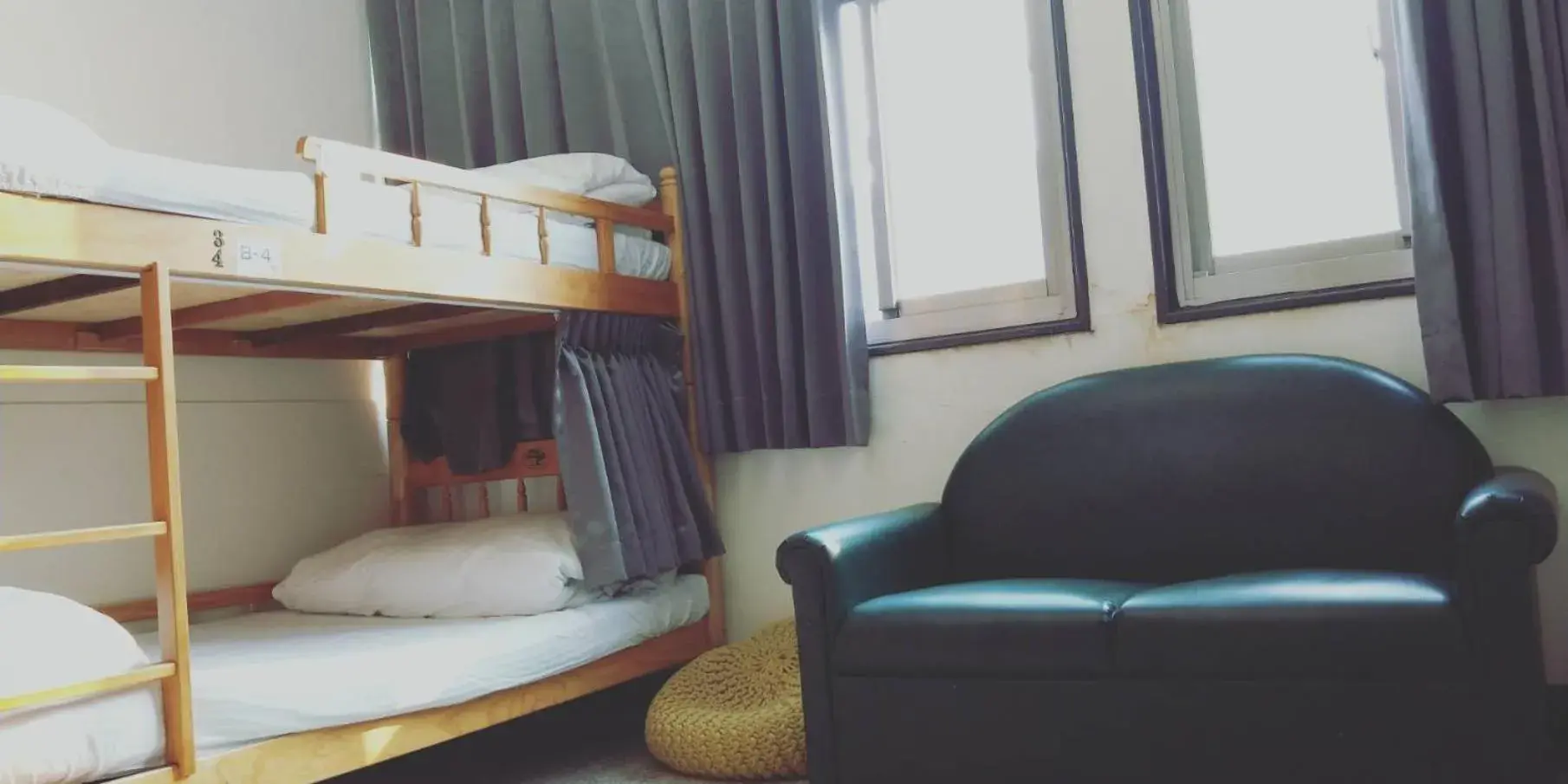 bunk bed in DongNing Atlas Hotel