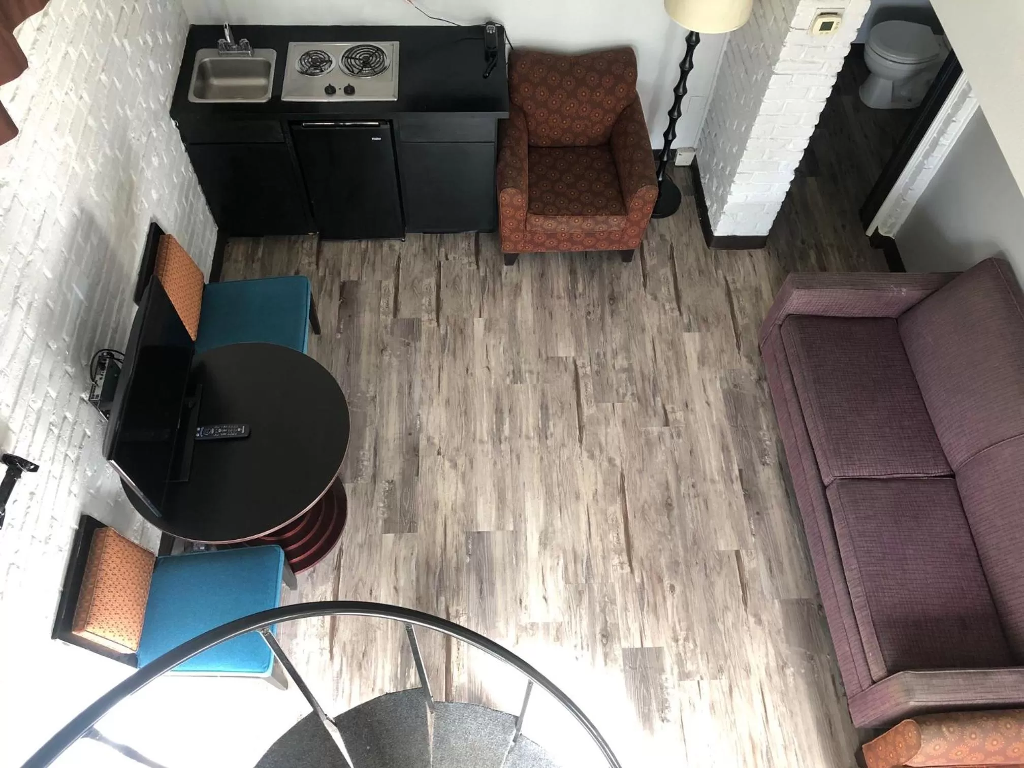 Living room in Tarpon Inn