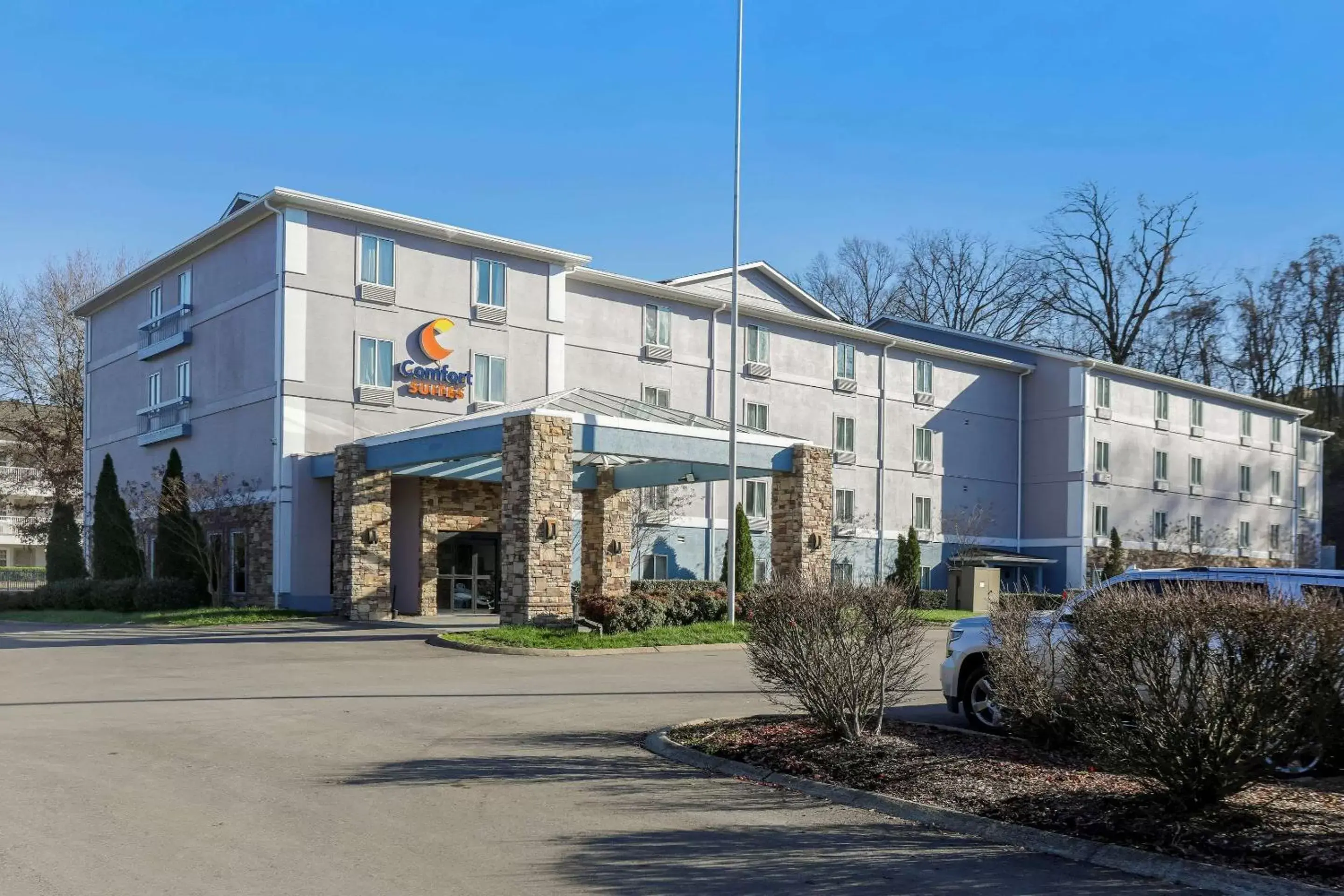 Property Building in Comfort Suites Airport Nashville