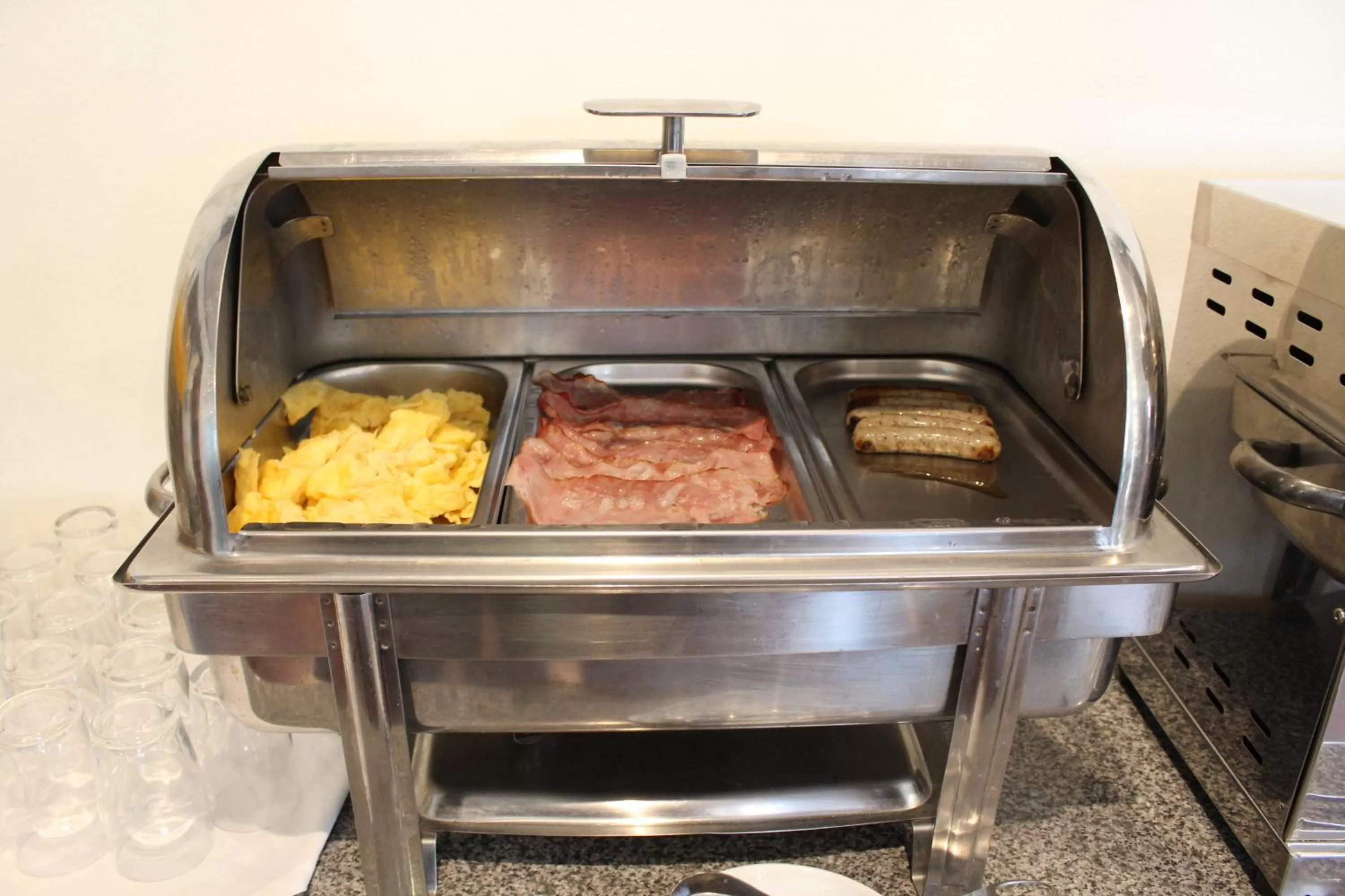 Continental breakfast in Hotel Santo Antonio Da Baia