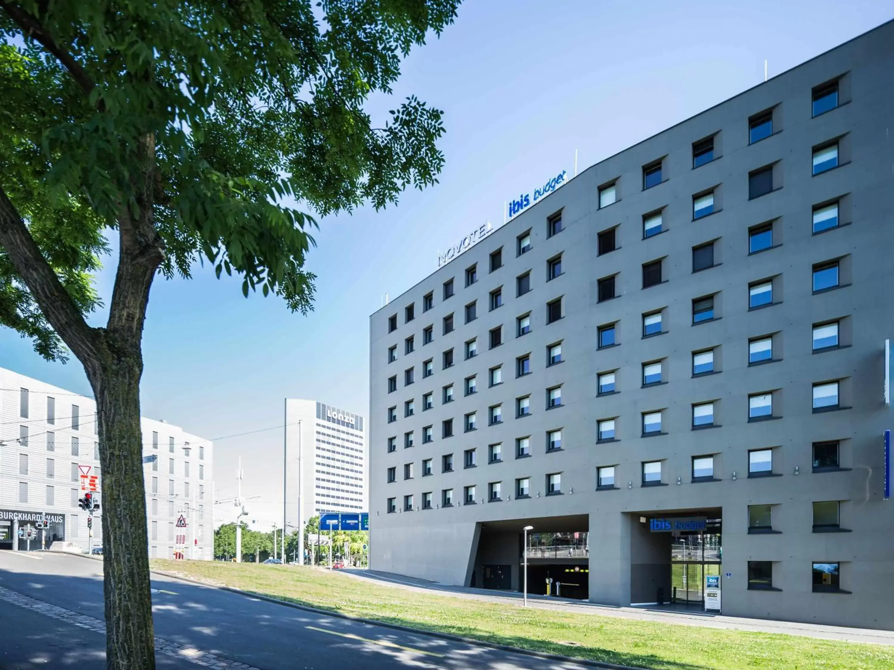 Property building in ibis budget Basel City