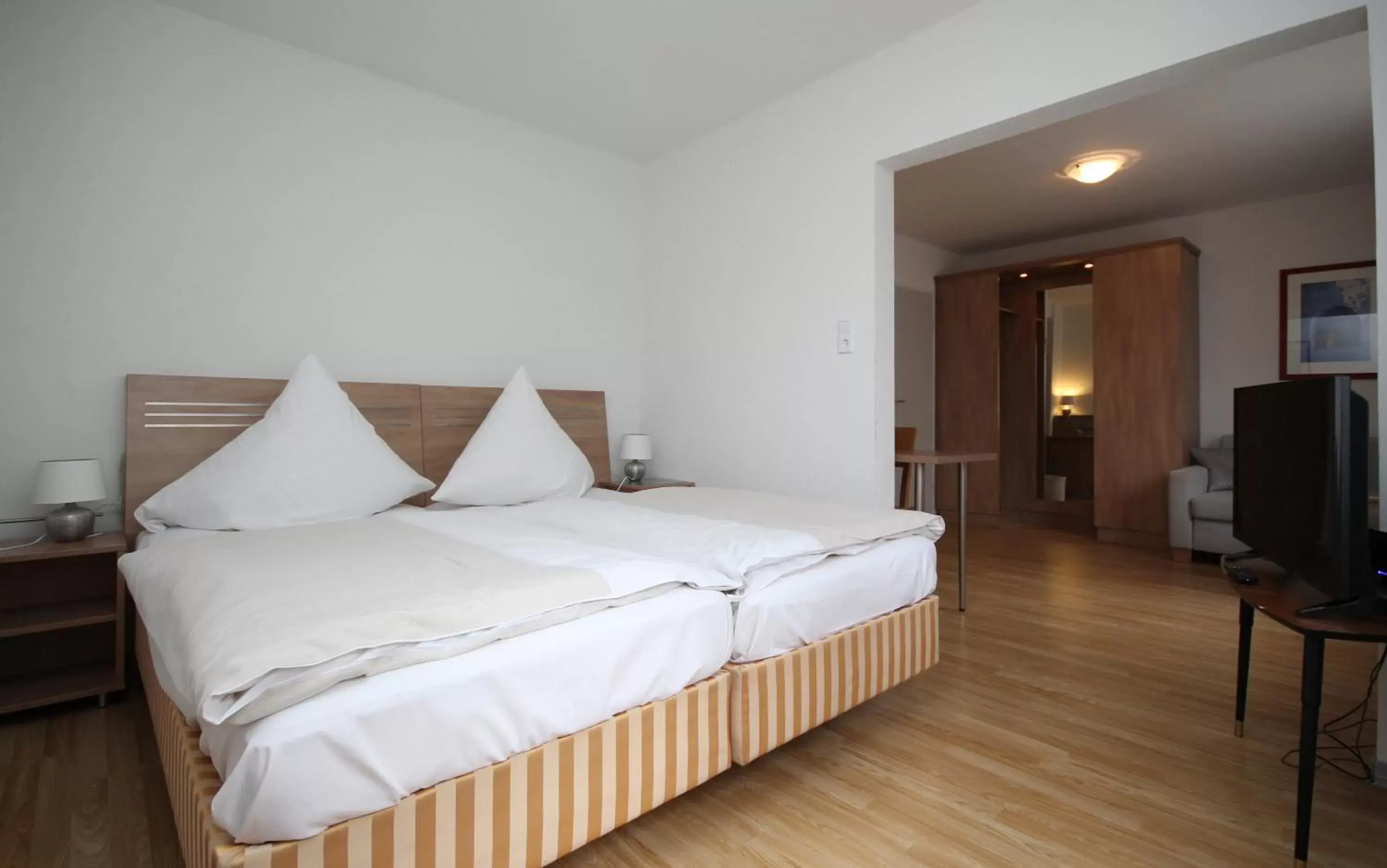 Bedroom, Bed in Genussgasthof Fuldaquelle & Berghof Wasserkuppe