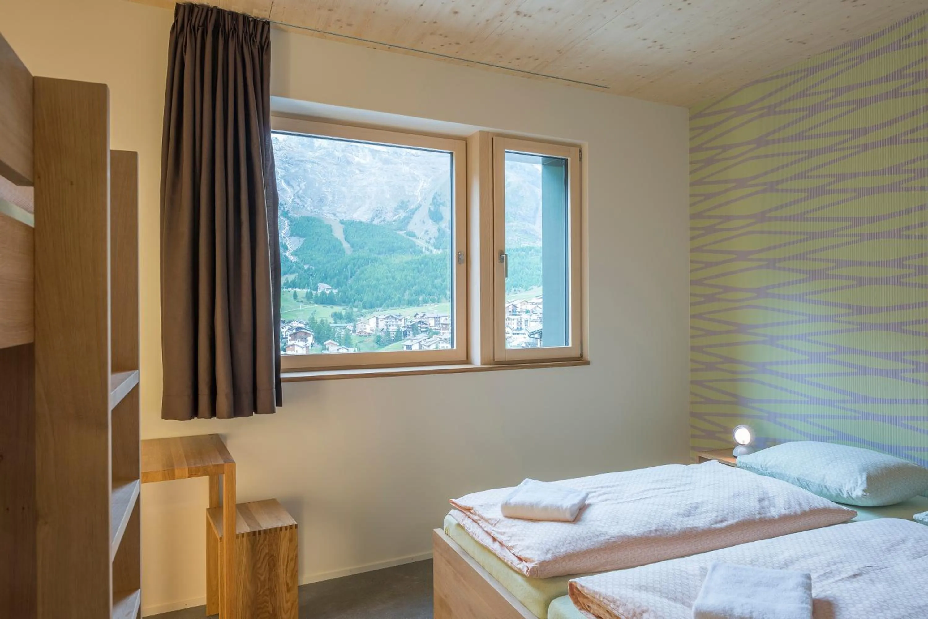 Bed in Saas-Fee wellnesshostel4000