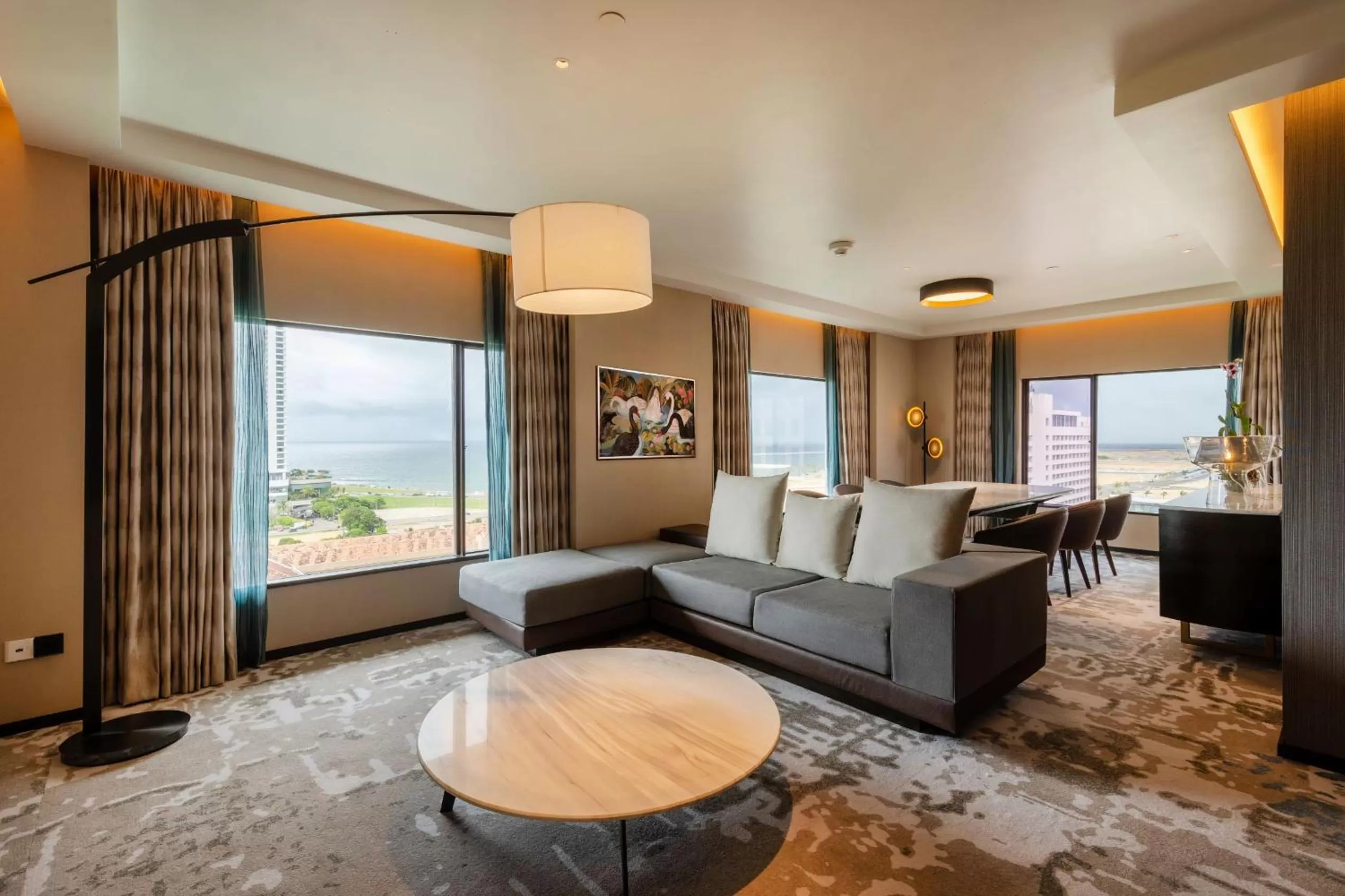 Living room in Hilton Colombo Hotel