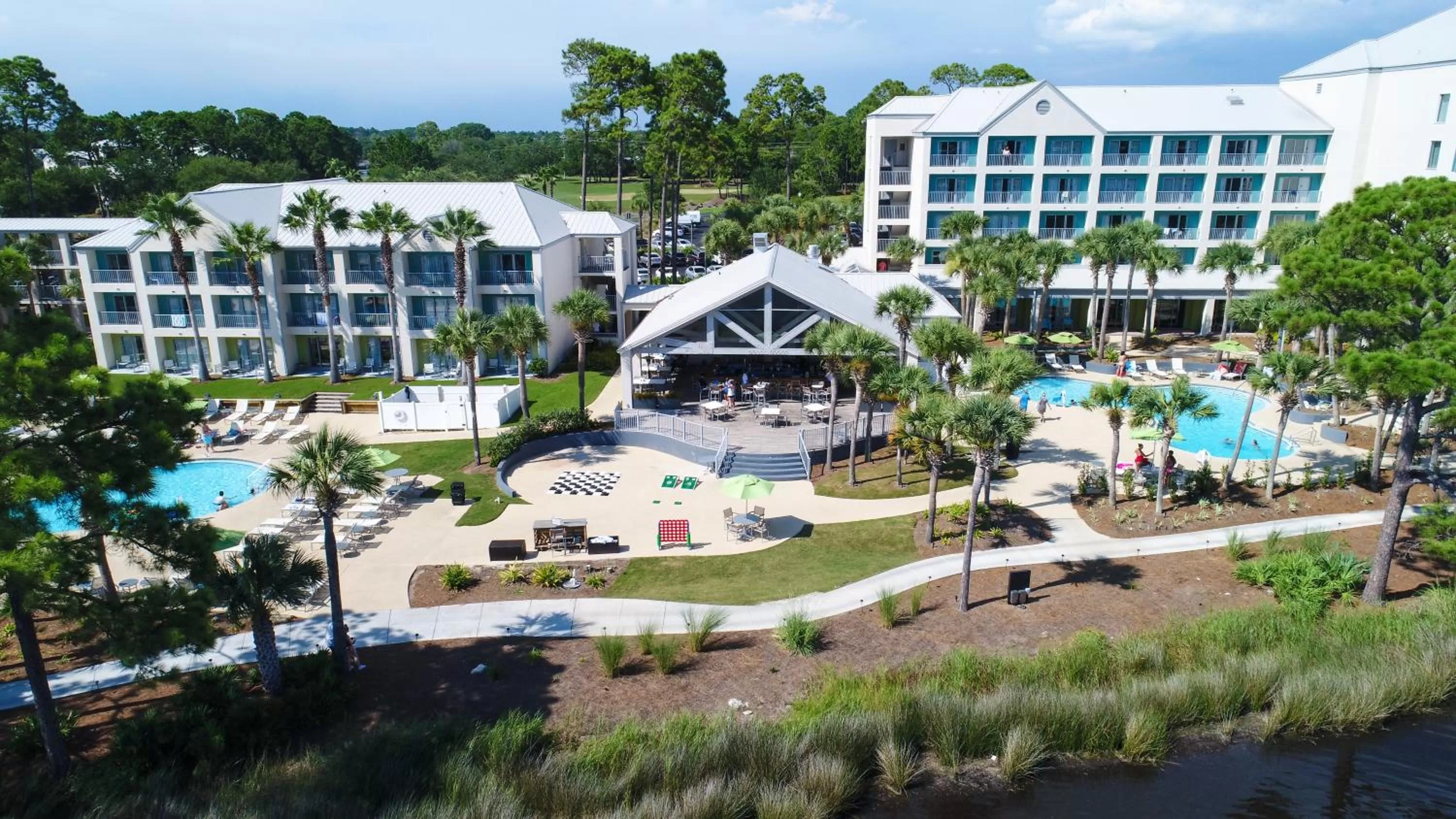 Property building in Bluegreen's Bayside Resort and Spa