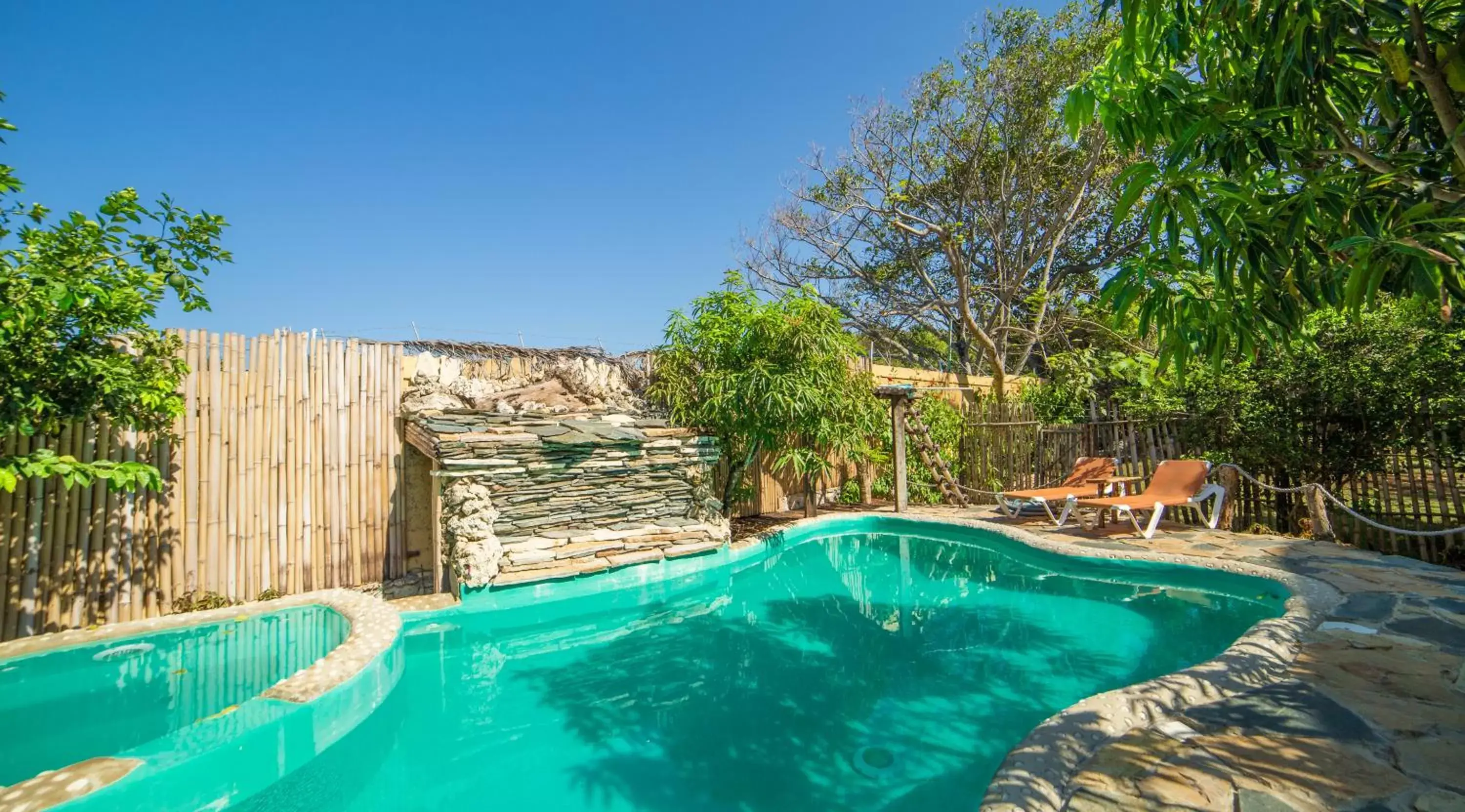 Pool view, Swimming Pool in Cabarete Maravilla Eco Lodge Boutique Beach Surf & Kite