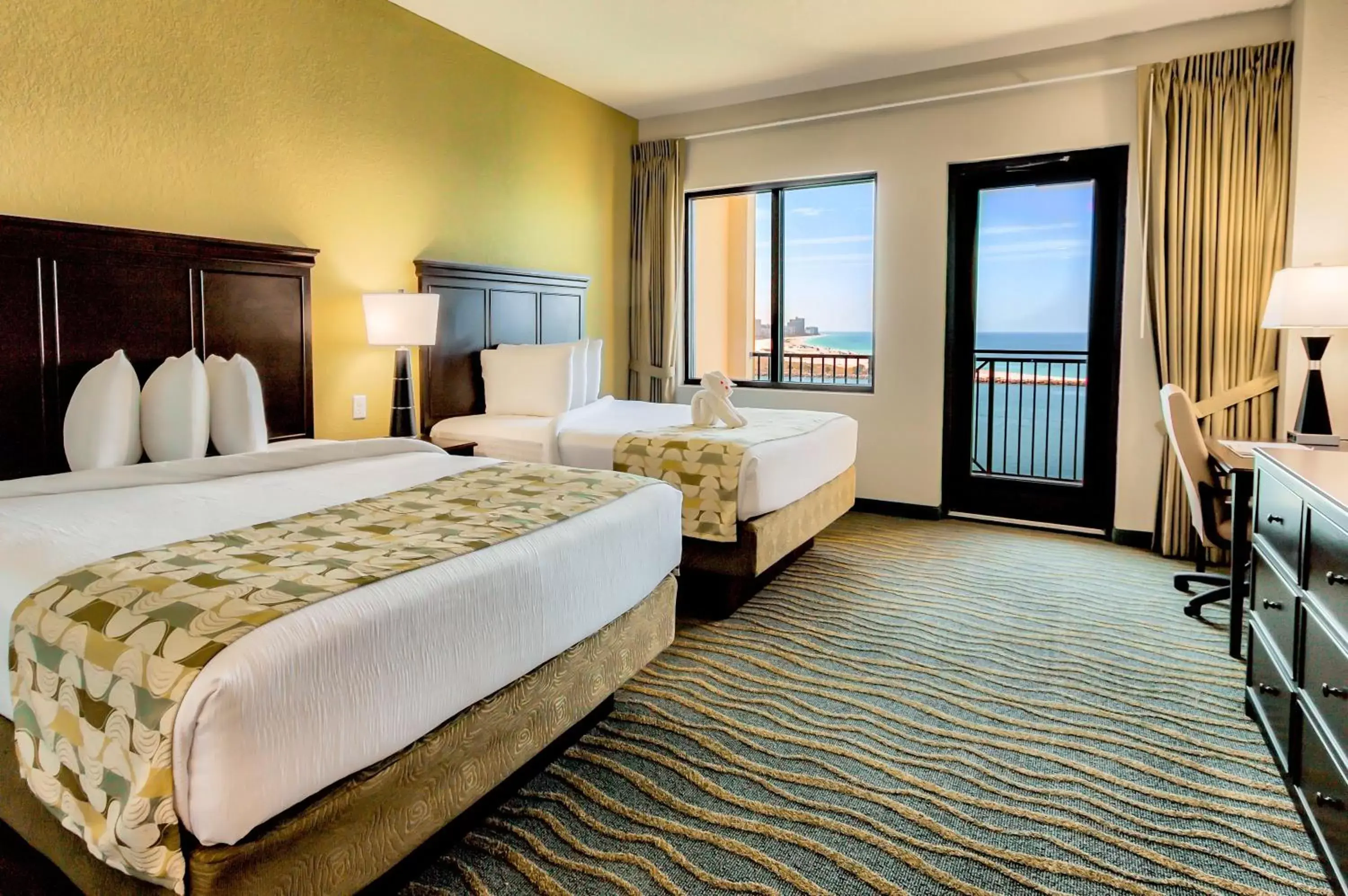 Photo of the whole room, Bed in Edge Hotel Clearwater Beach