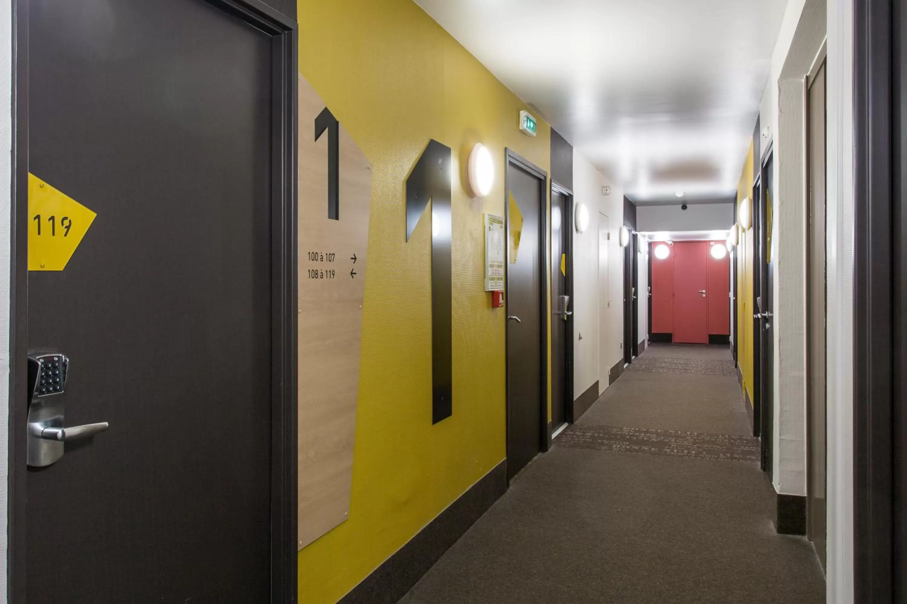 Area and facilities in B&B HOTEL Valenciennes Marly