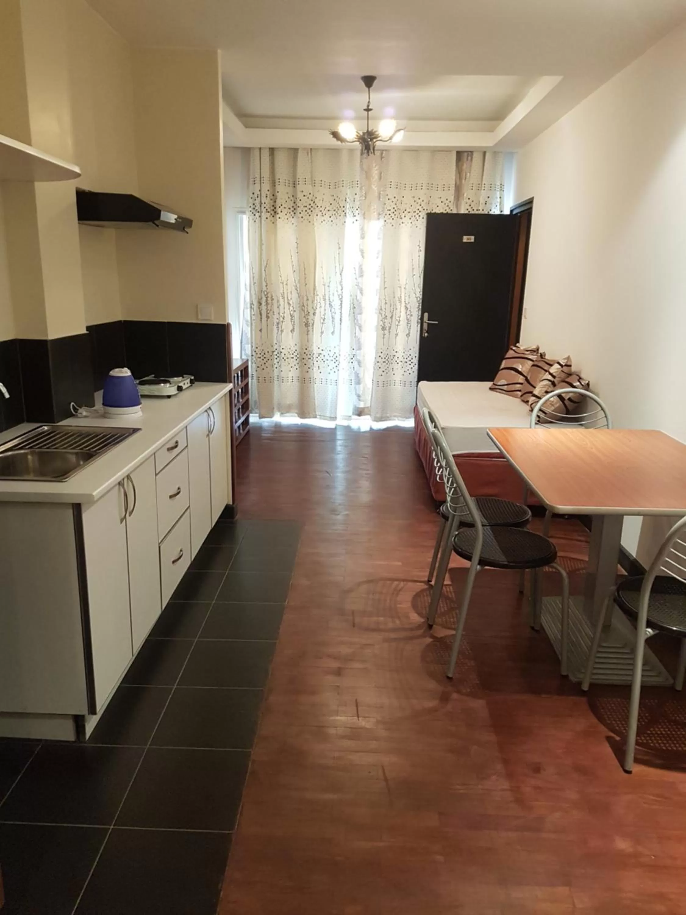 Kitchen or kitchenette in Sole Hotel