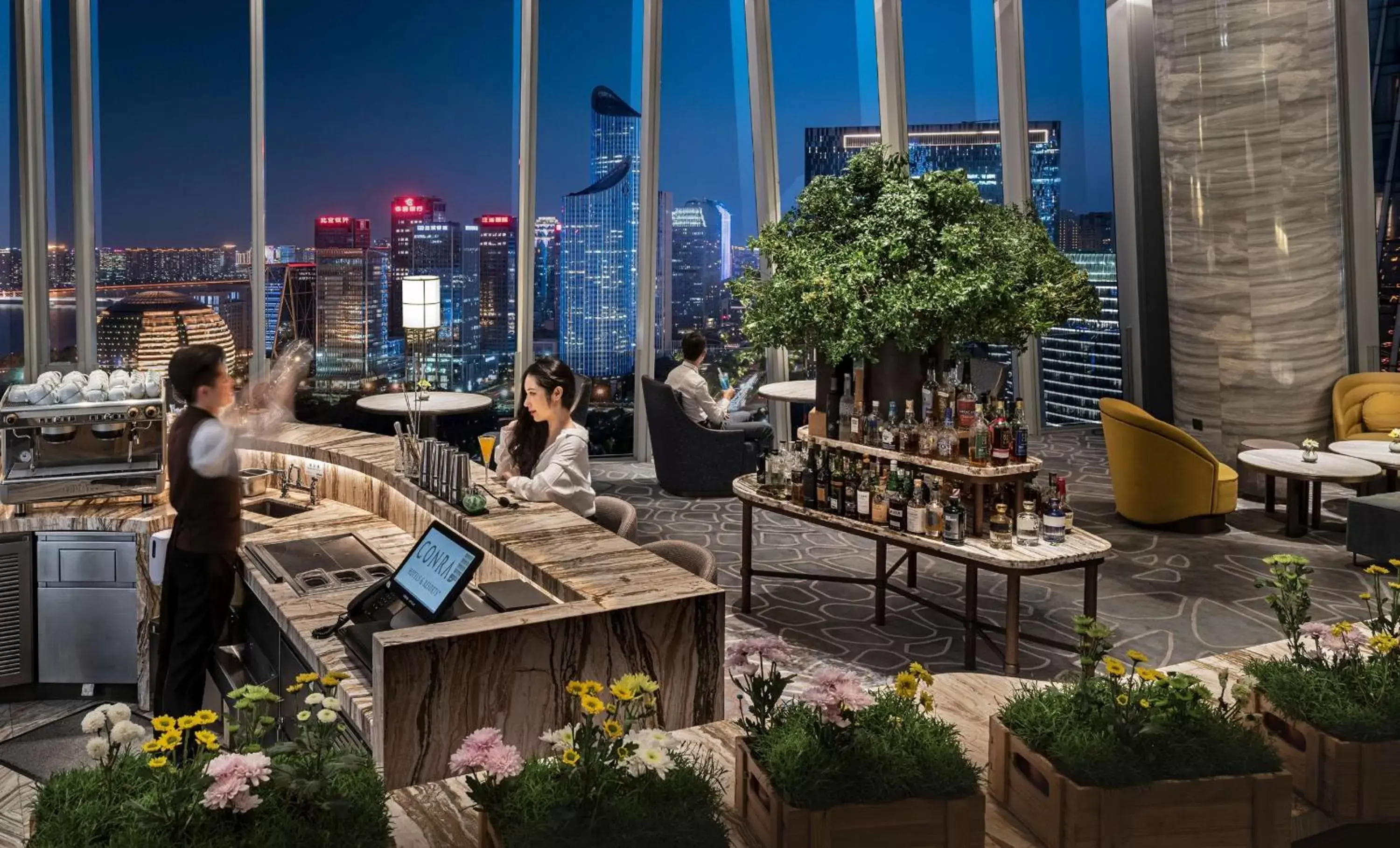 Lounge or bar in Conrad Hangzhou