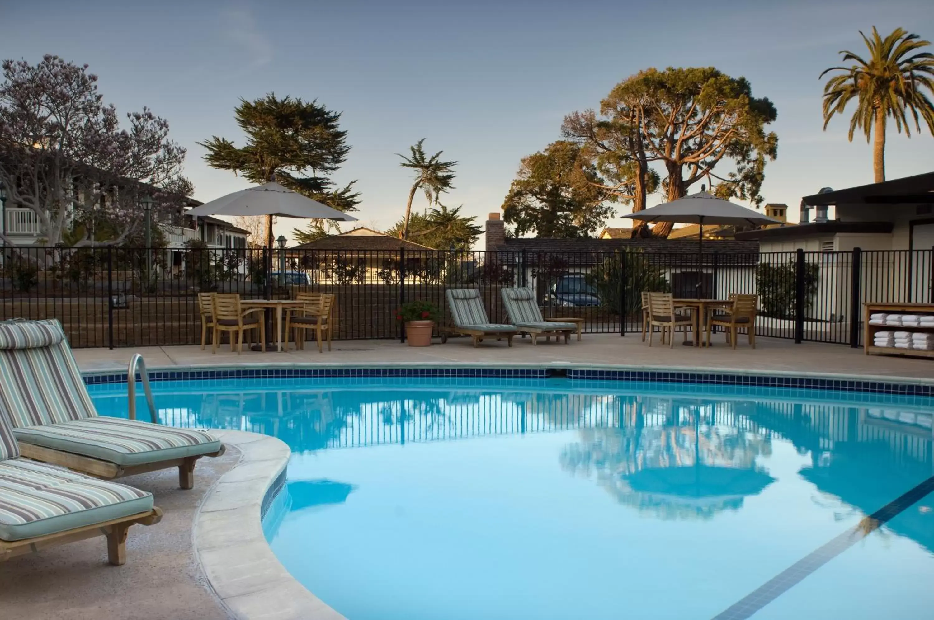 Swimming Pool in Casa Munras Garden Hotel & Spa