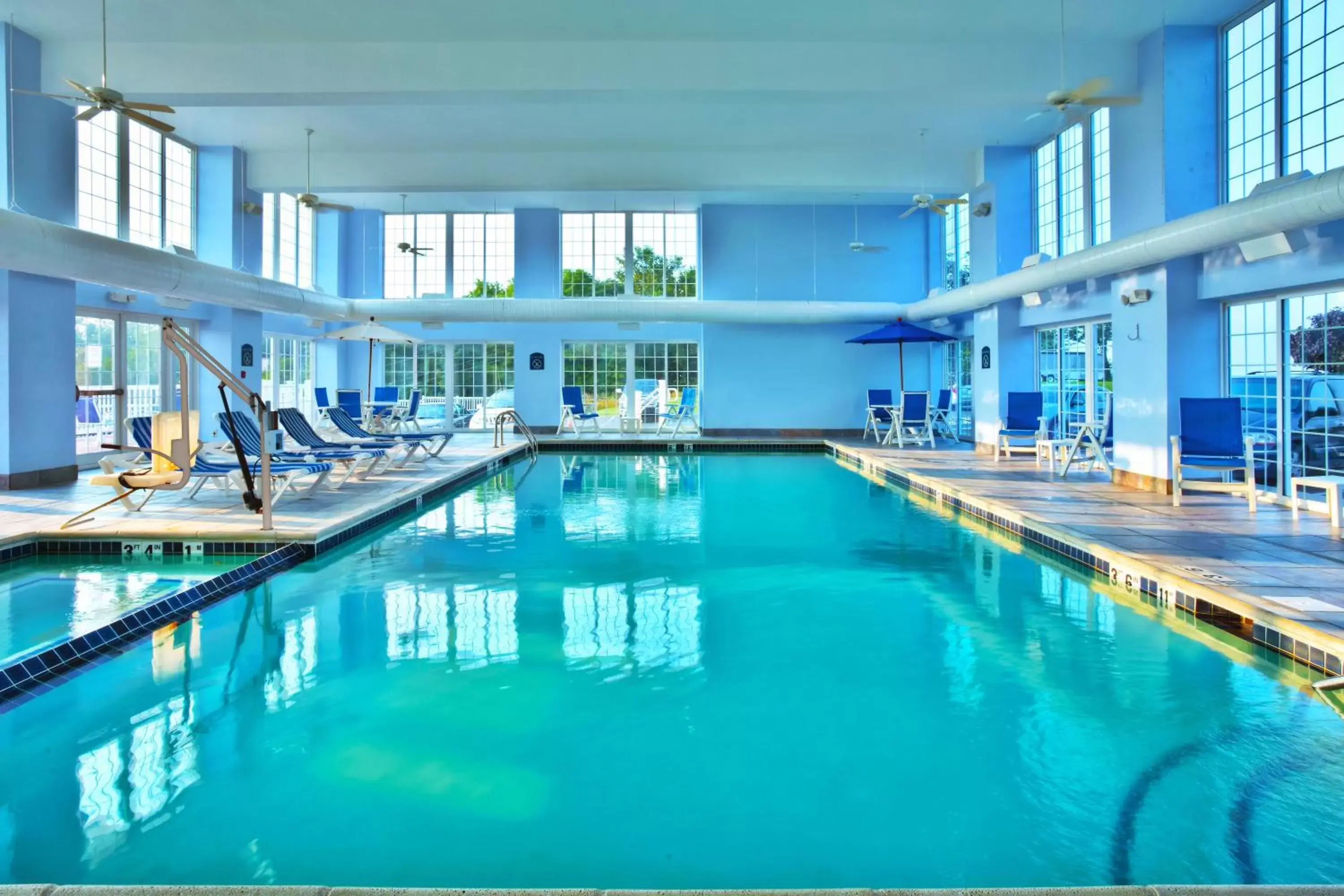 Swimming pool in Holiday Inn Express Hotel & Suites Petoskey, an IHG Hotel