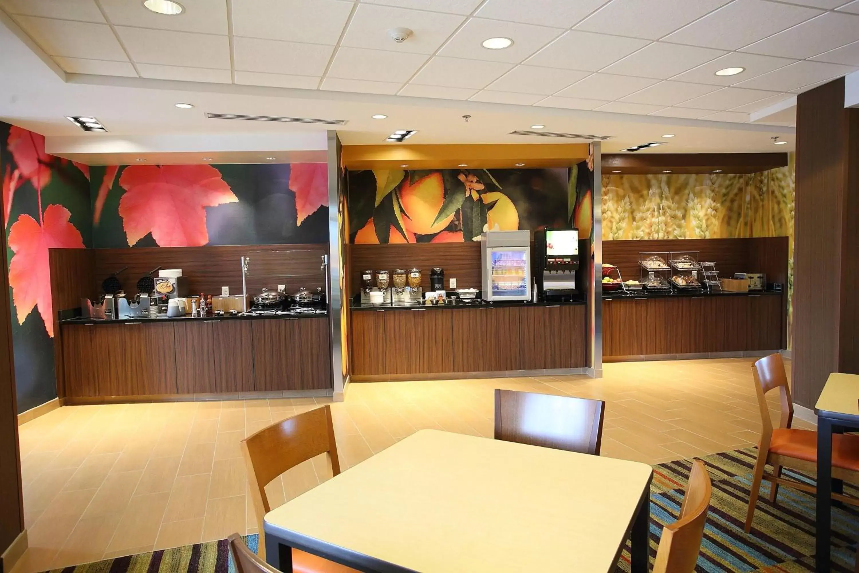 Breakfast, Restaurant/Places to Eat in Fairfield Inn & Suites by Marriott East Grand Forks