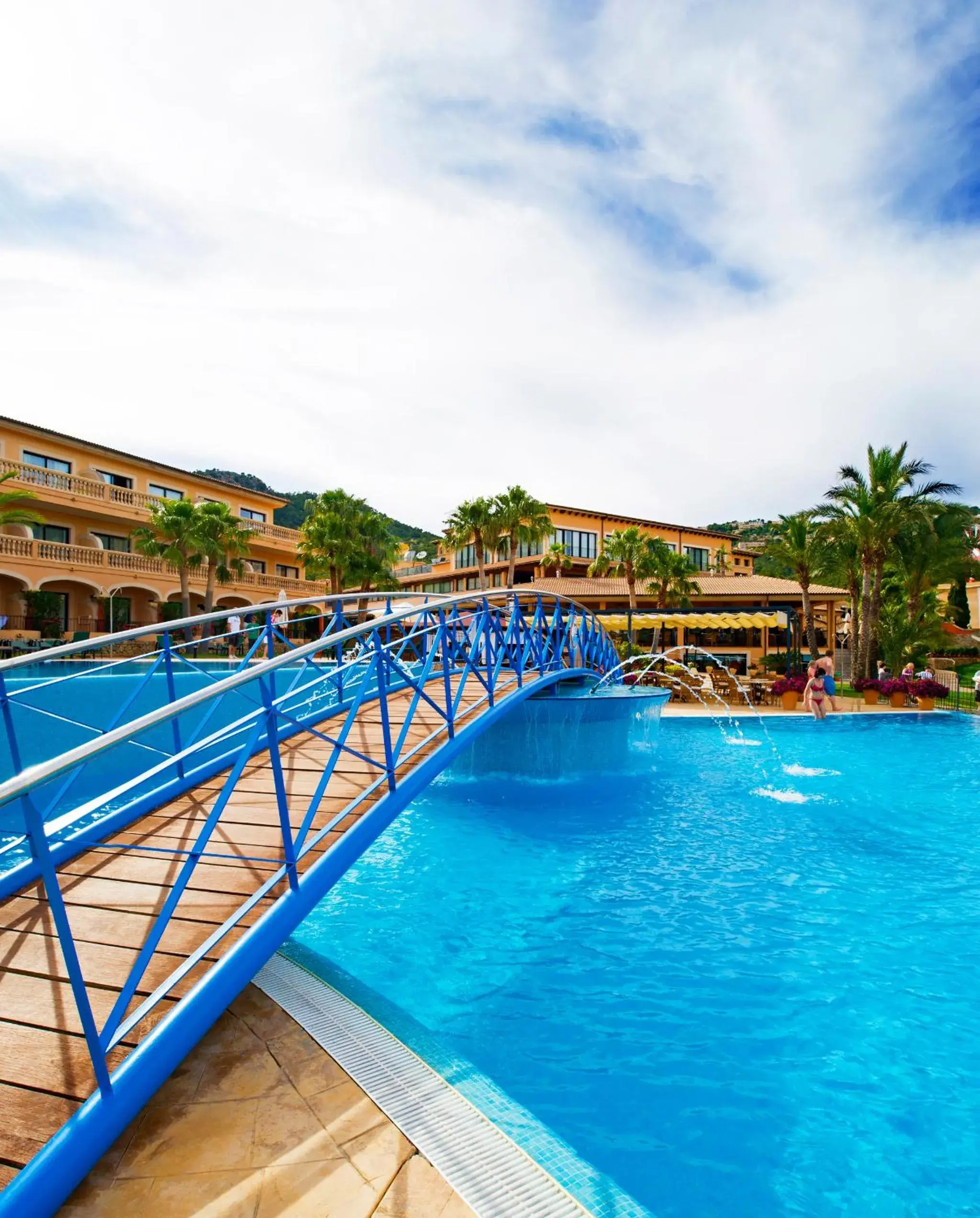 Facade/entrance, Swimming Pool in Mon Port Hotel & Spa