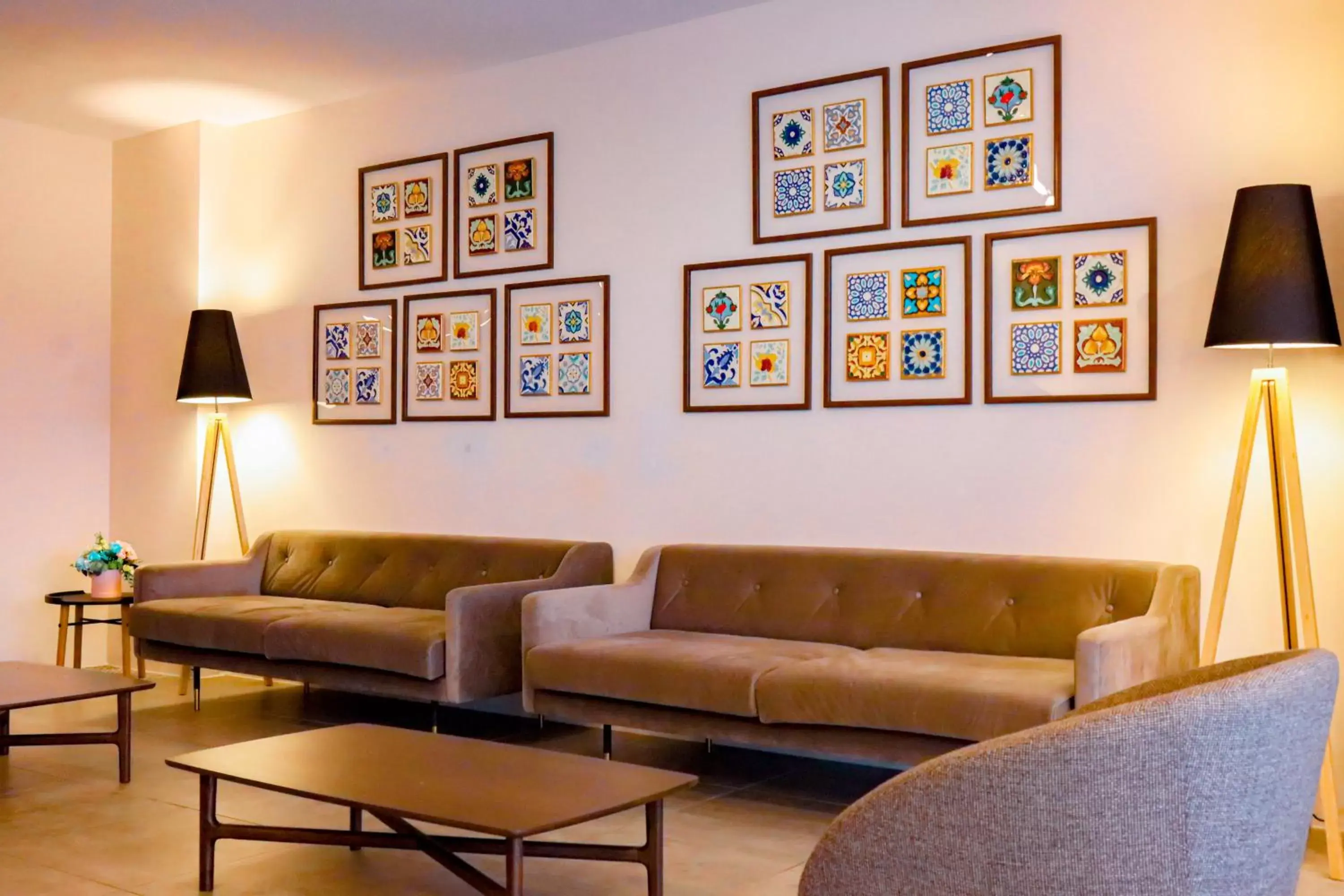 Lobby or reception, Seating Area in Bishop Hotel