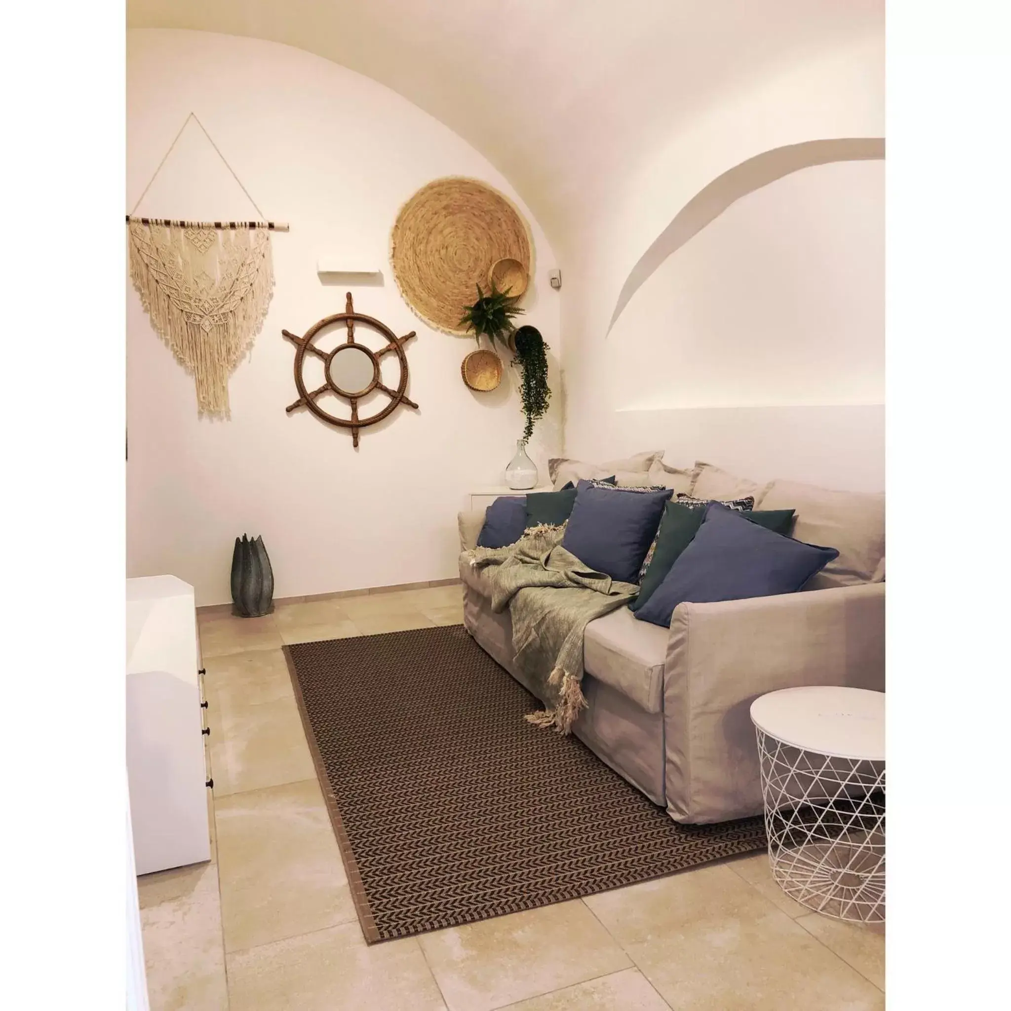 Living room, Seating Area in L Antico Forno Bari Centro Storico