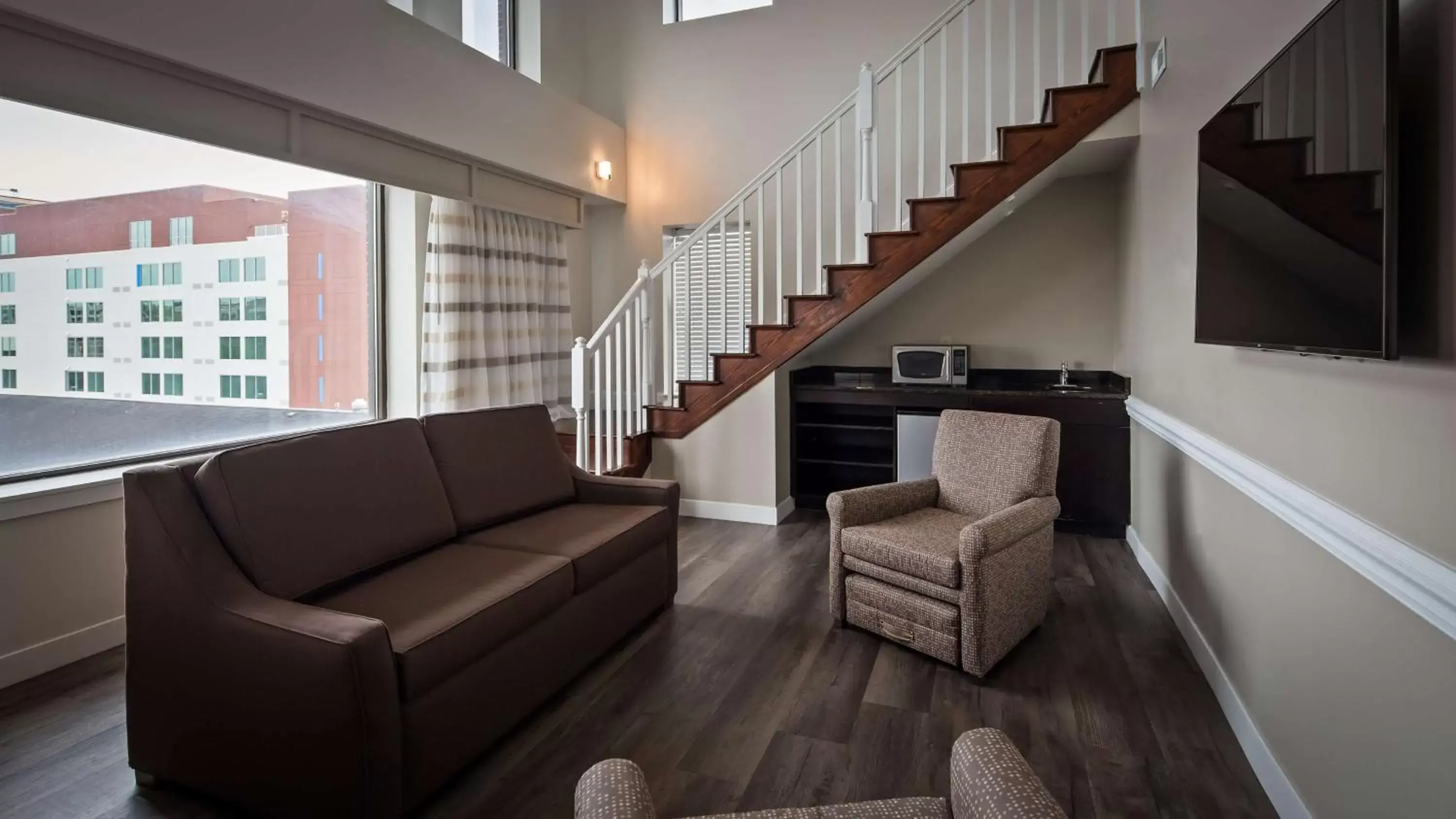 Photo of the whole room in Best Western Plus Coastline Inn Photo of the whole room in Best Western Plus Coastline Inn