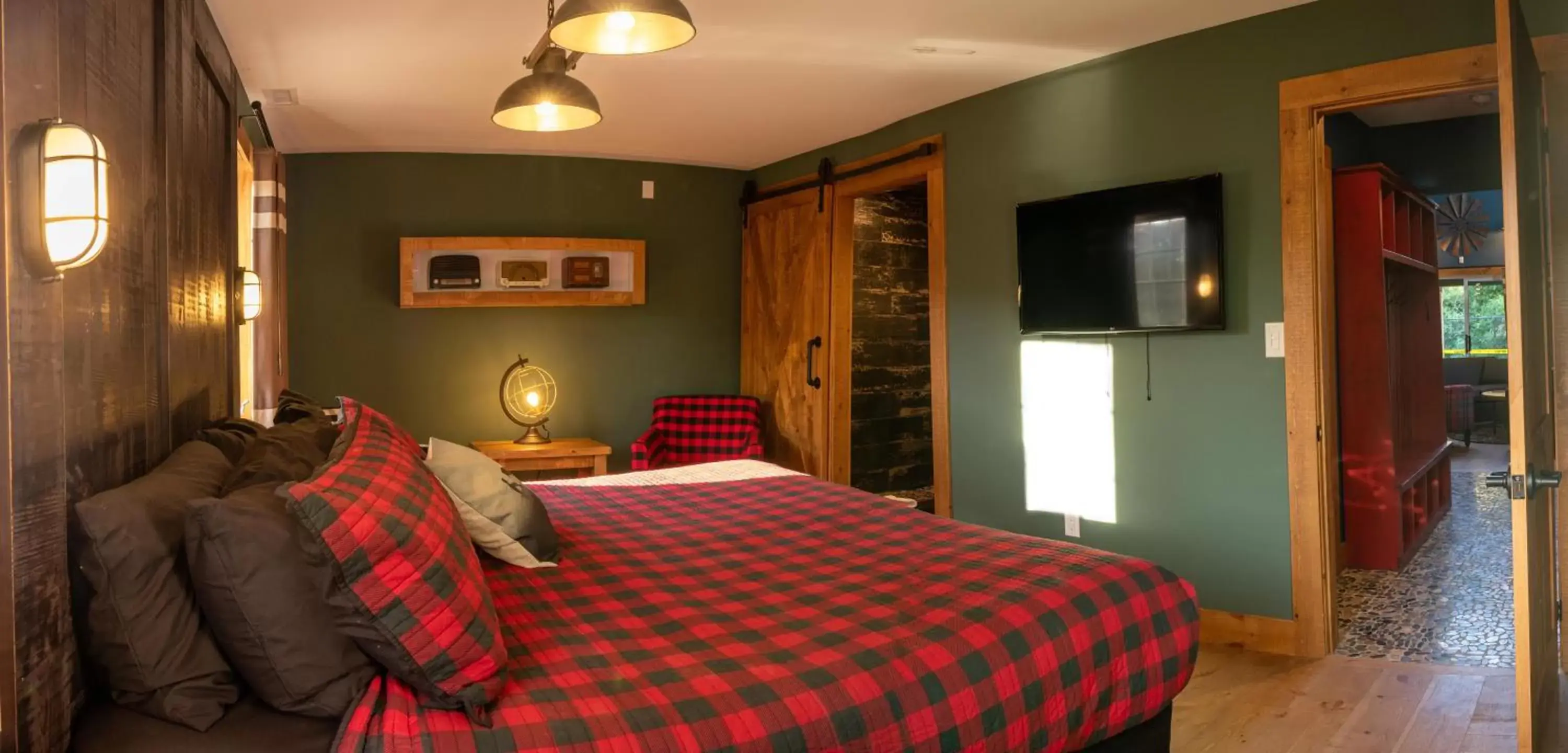 Bed in Great Wolf Lodge - Niagara Falls