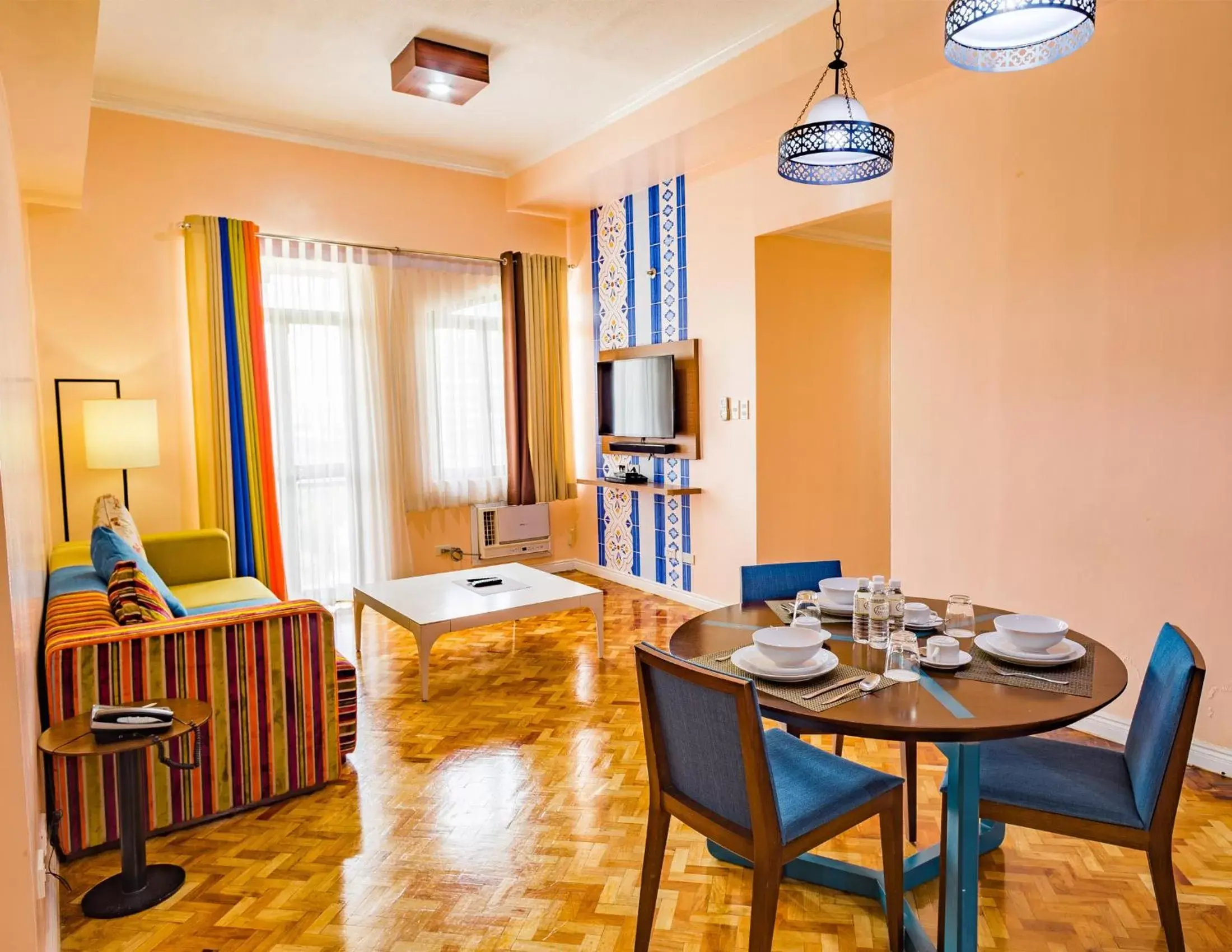 Dining area, Restaurant/Places to Eat in Parque España Residence Hotel Managed by HII