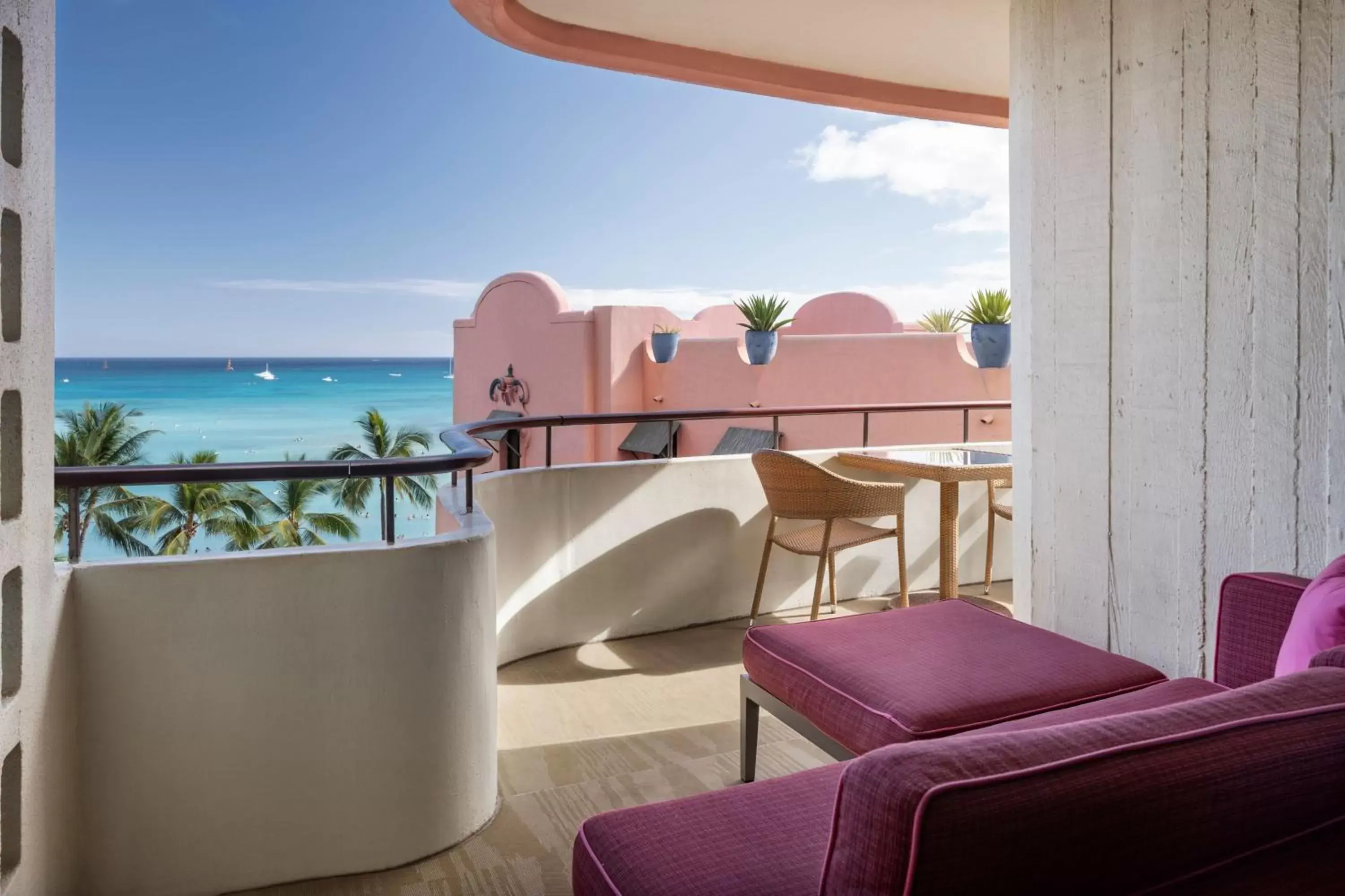 Photo of the whole room, Balcony/Terrace in The Royal Hawaiian, A Luxury Collection Resort, Waikiki