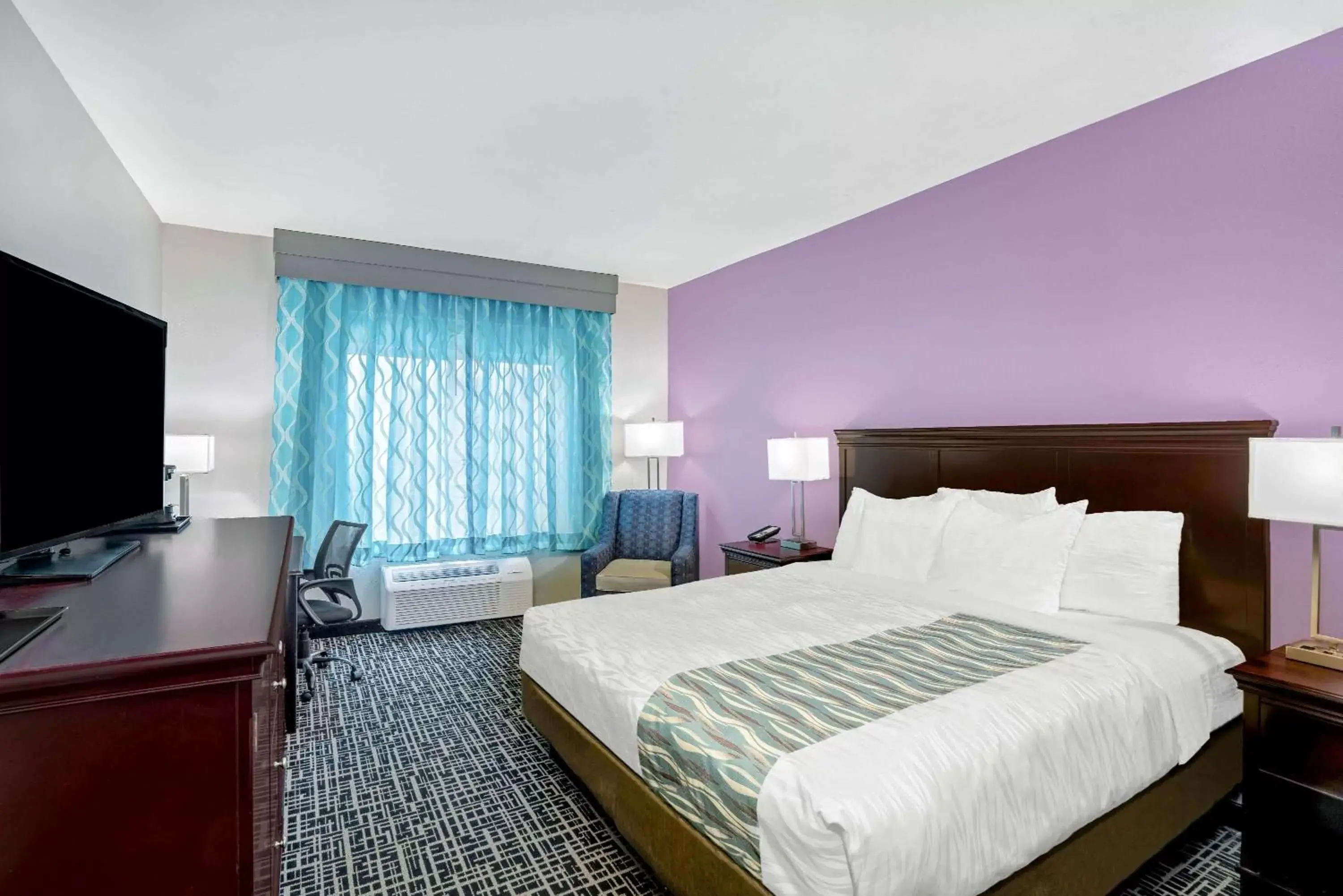Photo of the whole room, Bed in La Quinta by Wyndham Cookeville