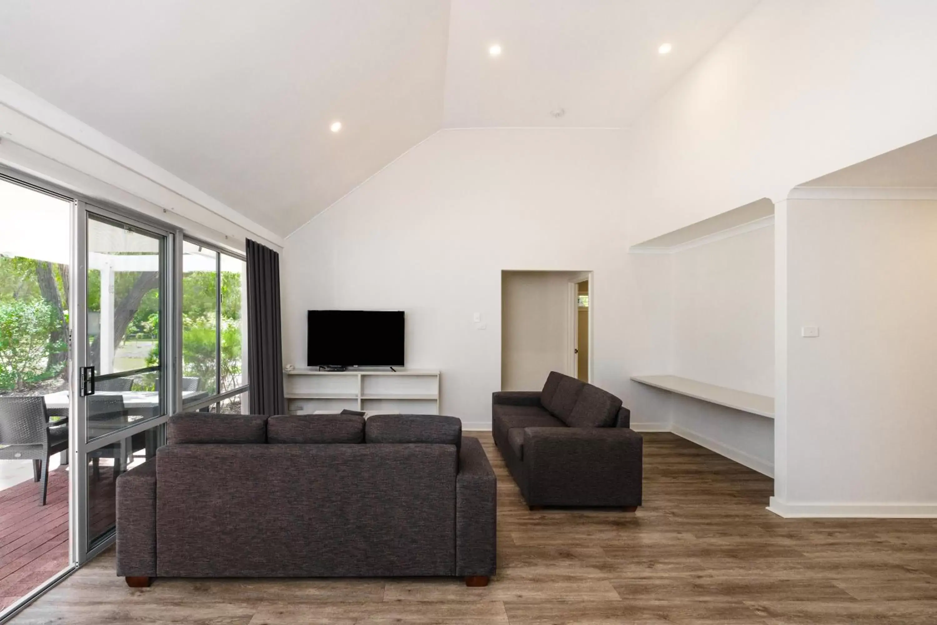 TV and multimedia, Seating Area in Bayview Geographe Resort Busselton