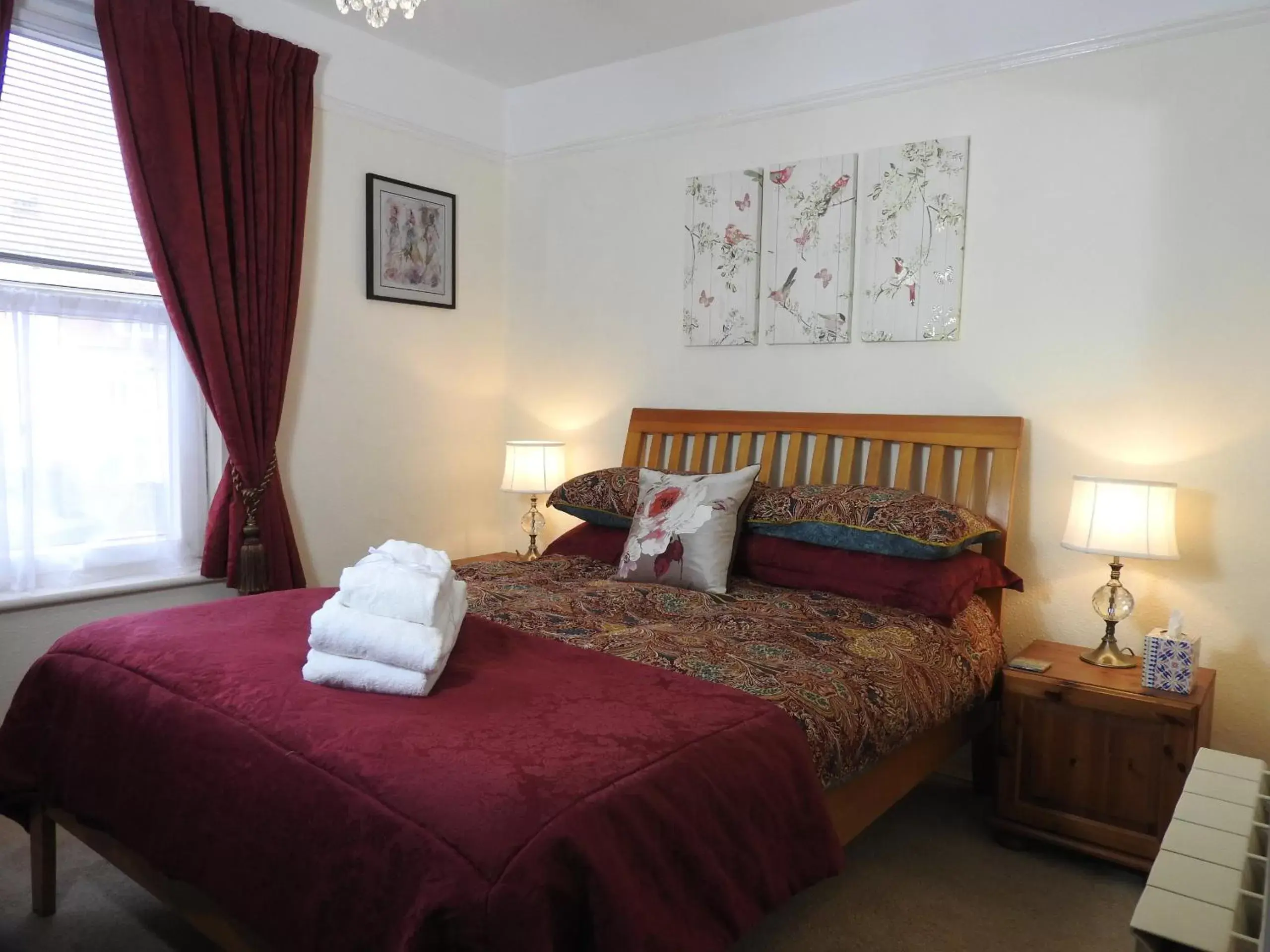 Small Double Room in Beaches Guesthouse
