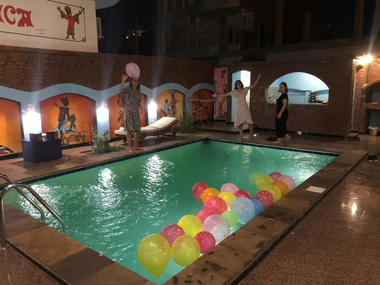 Mama Africa Apts & Studios