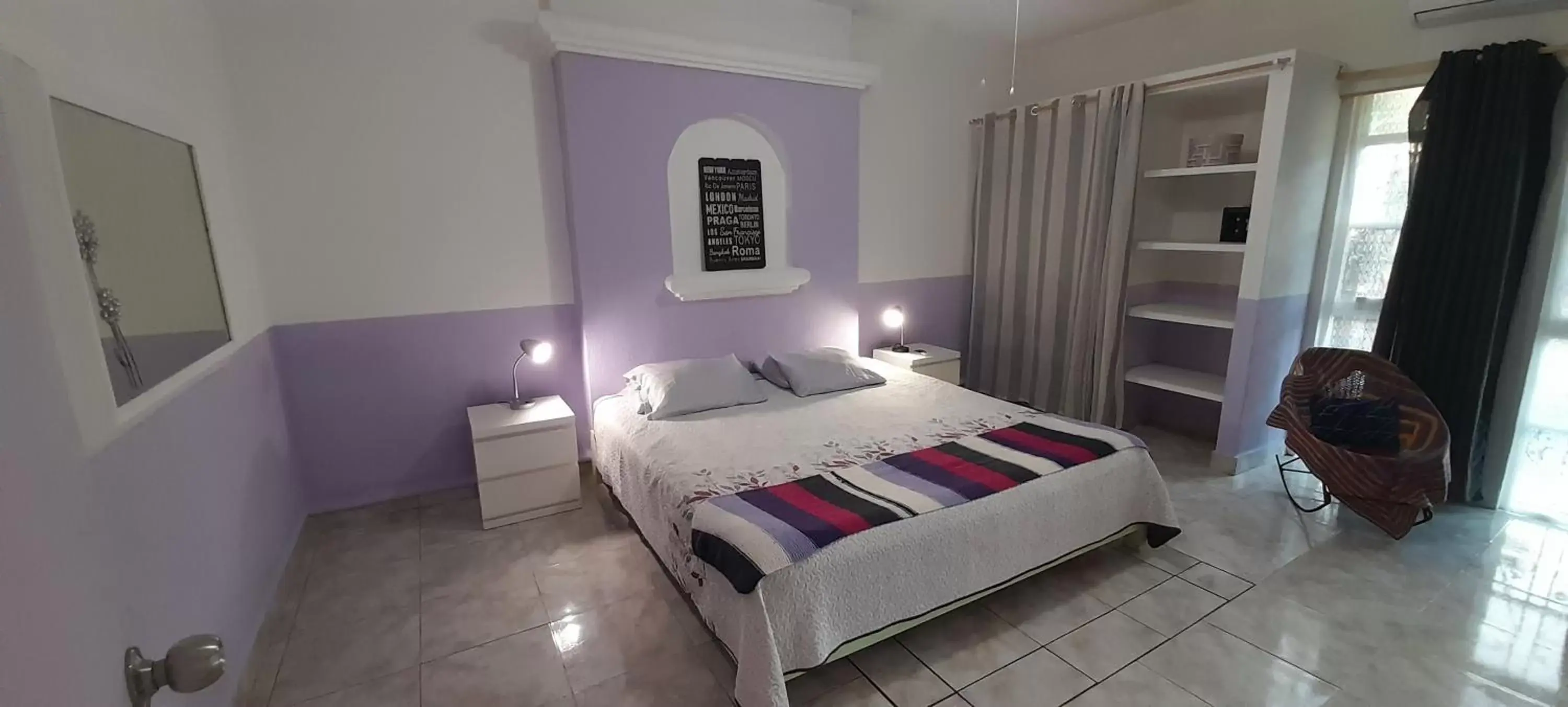 Bedroom, Bed in Claro de Luna