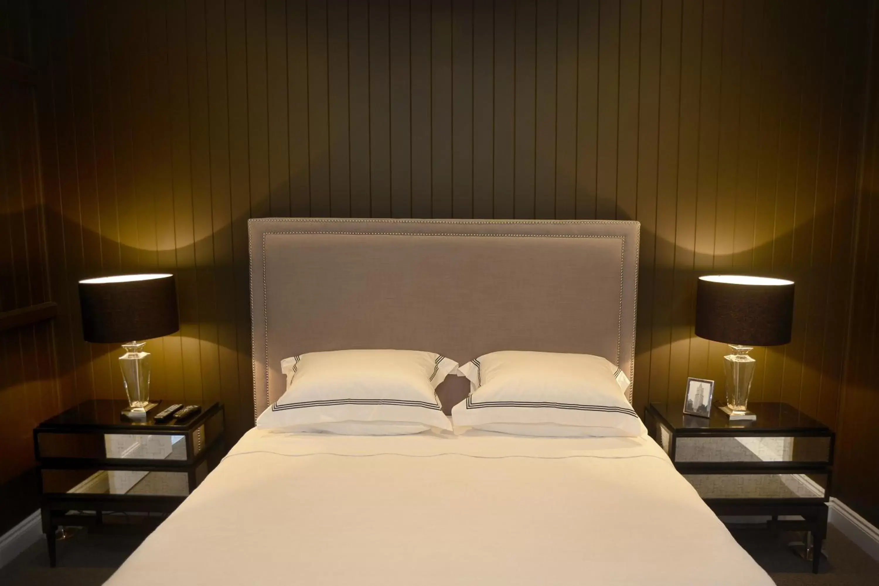 Bedroom, Bed in Heal House Bedroom, Bed in Heal House