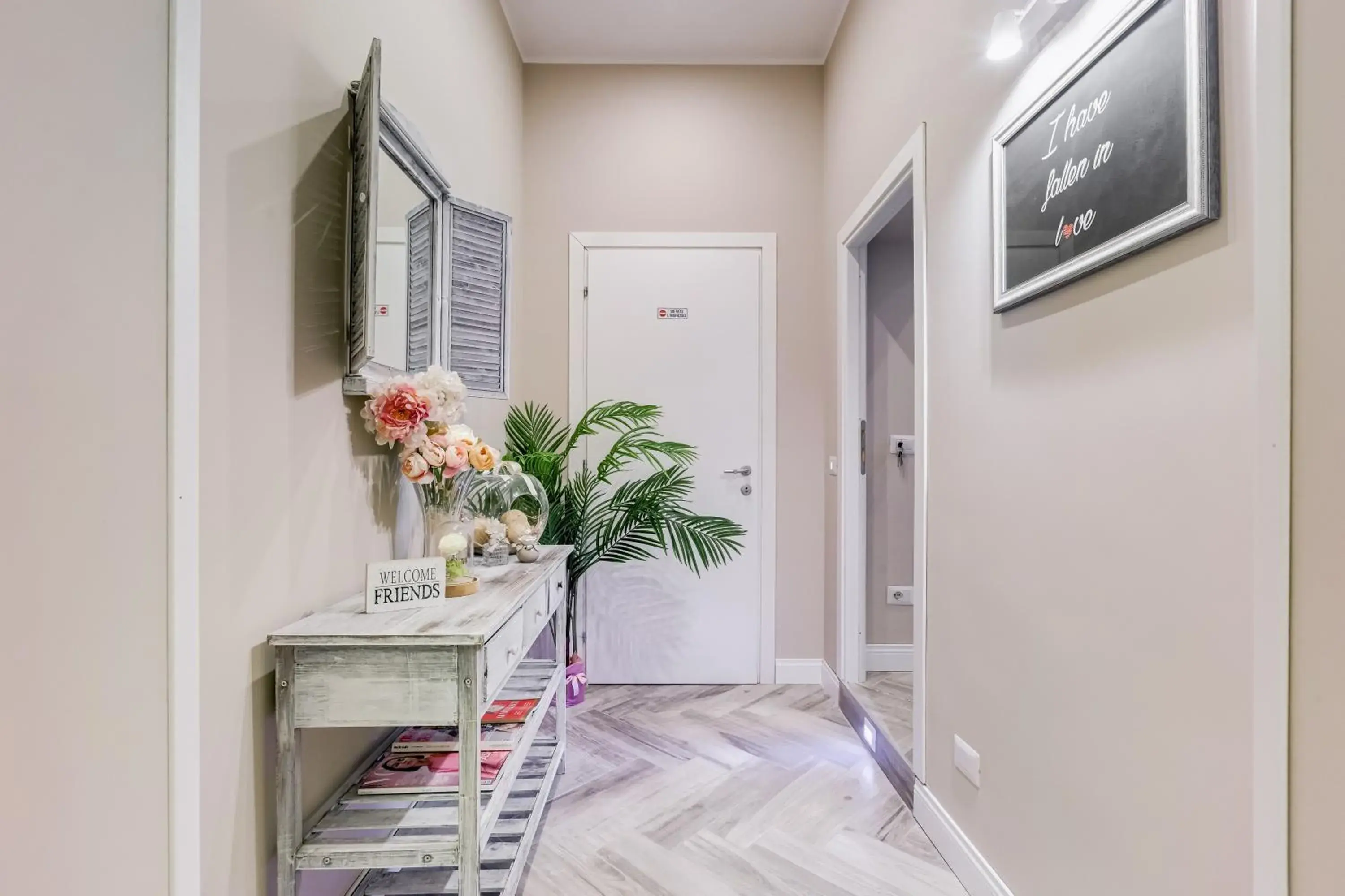 Lobby or reception in Hanky Suite Lobby or reception in Hanky Suite