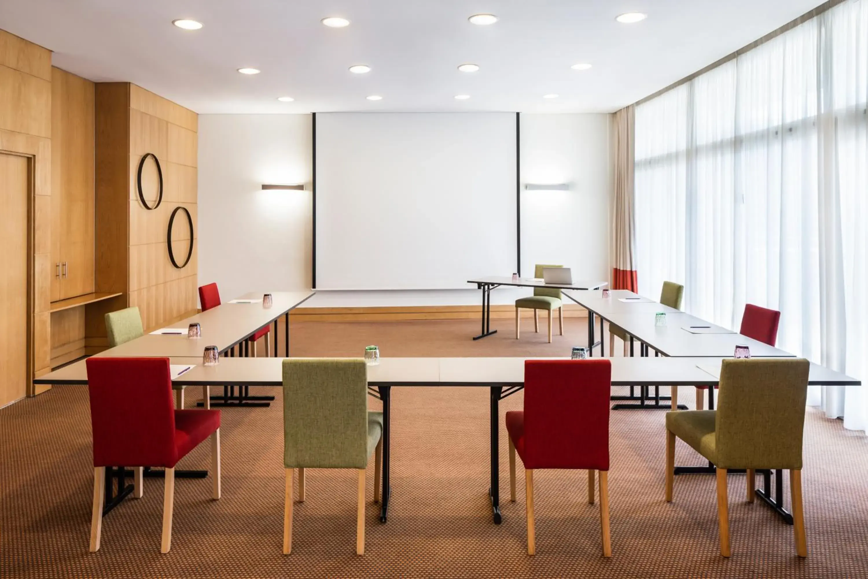 Meeting/conference room in Hotel Mercure Porto Gaia