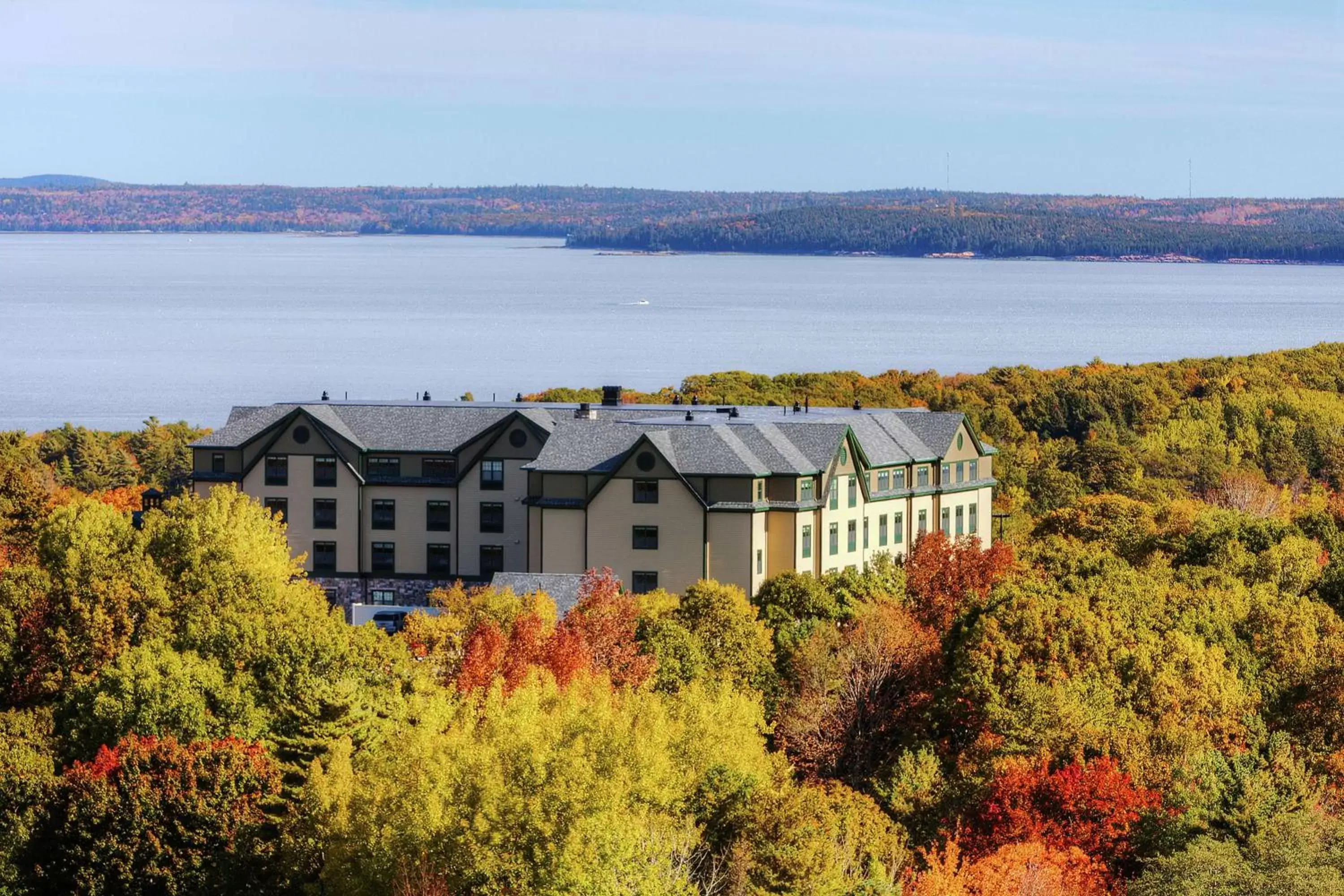 Property building in Hampton Inn By Hilton Bar Harbor