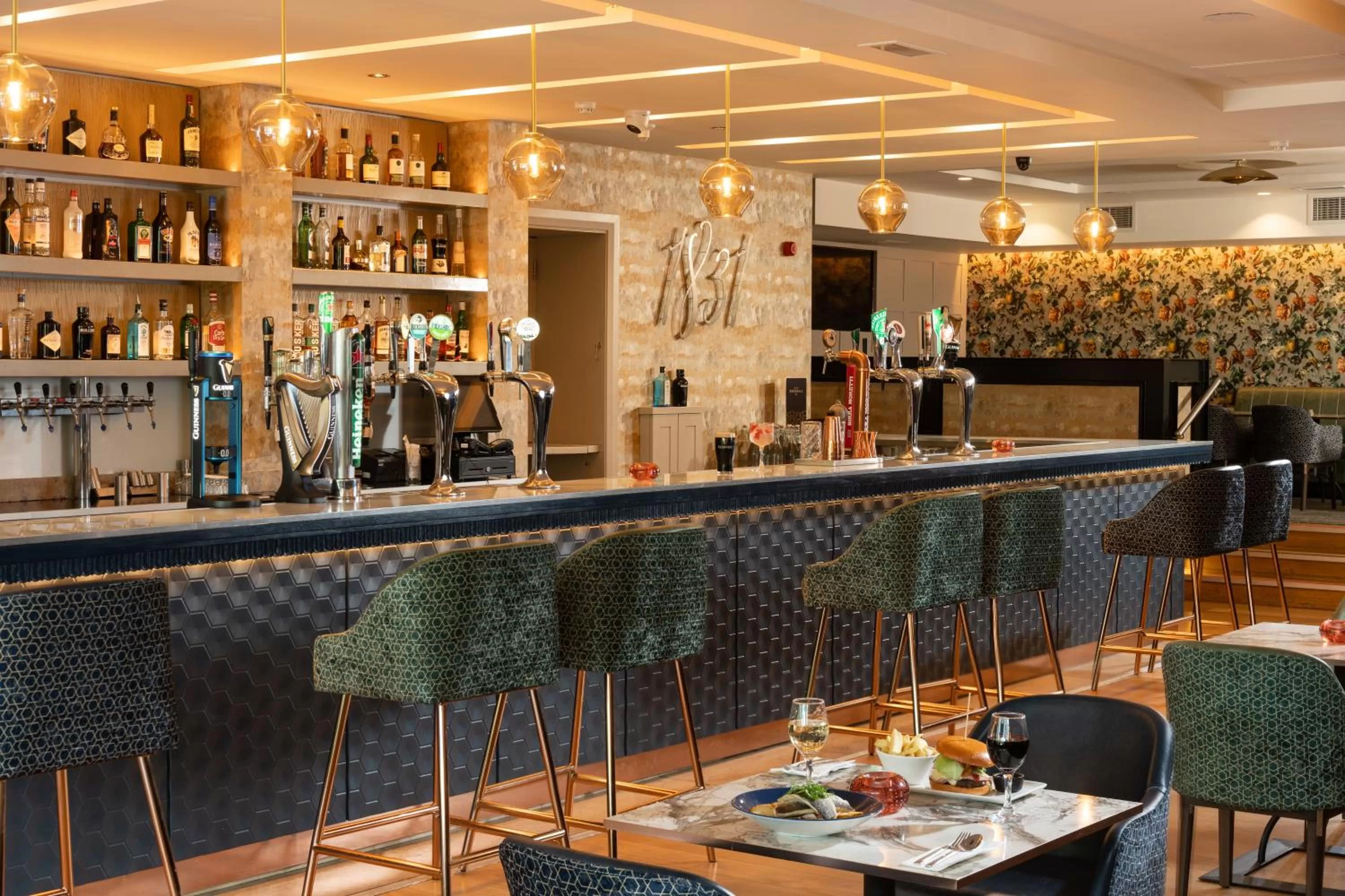 Lounge or bar in Hotel Kilkenny